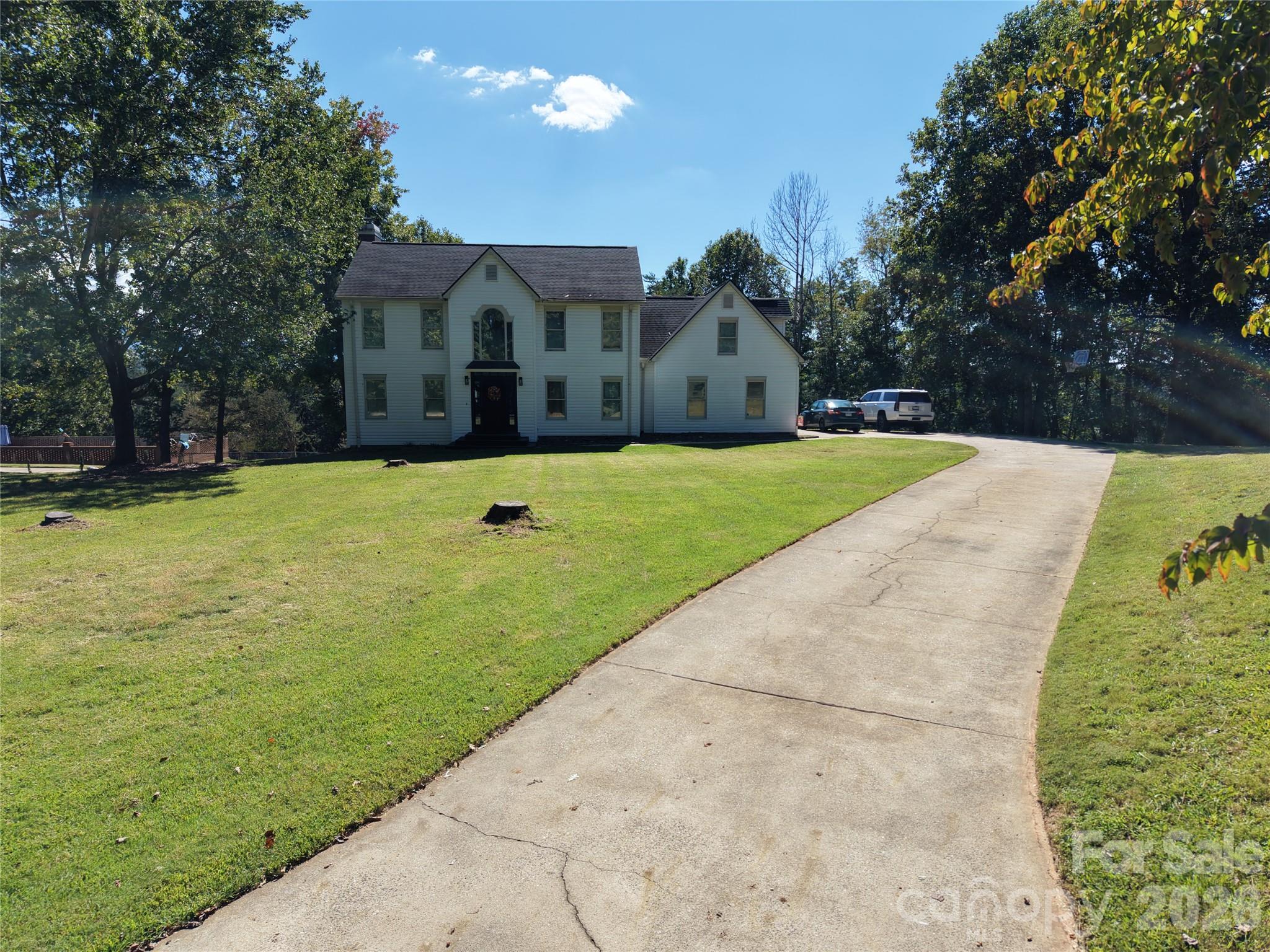 main property photo 6