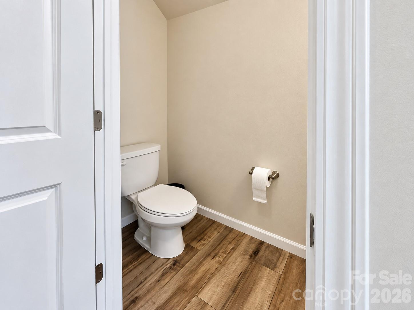 main property photo 20