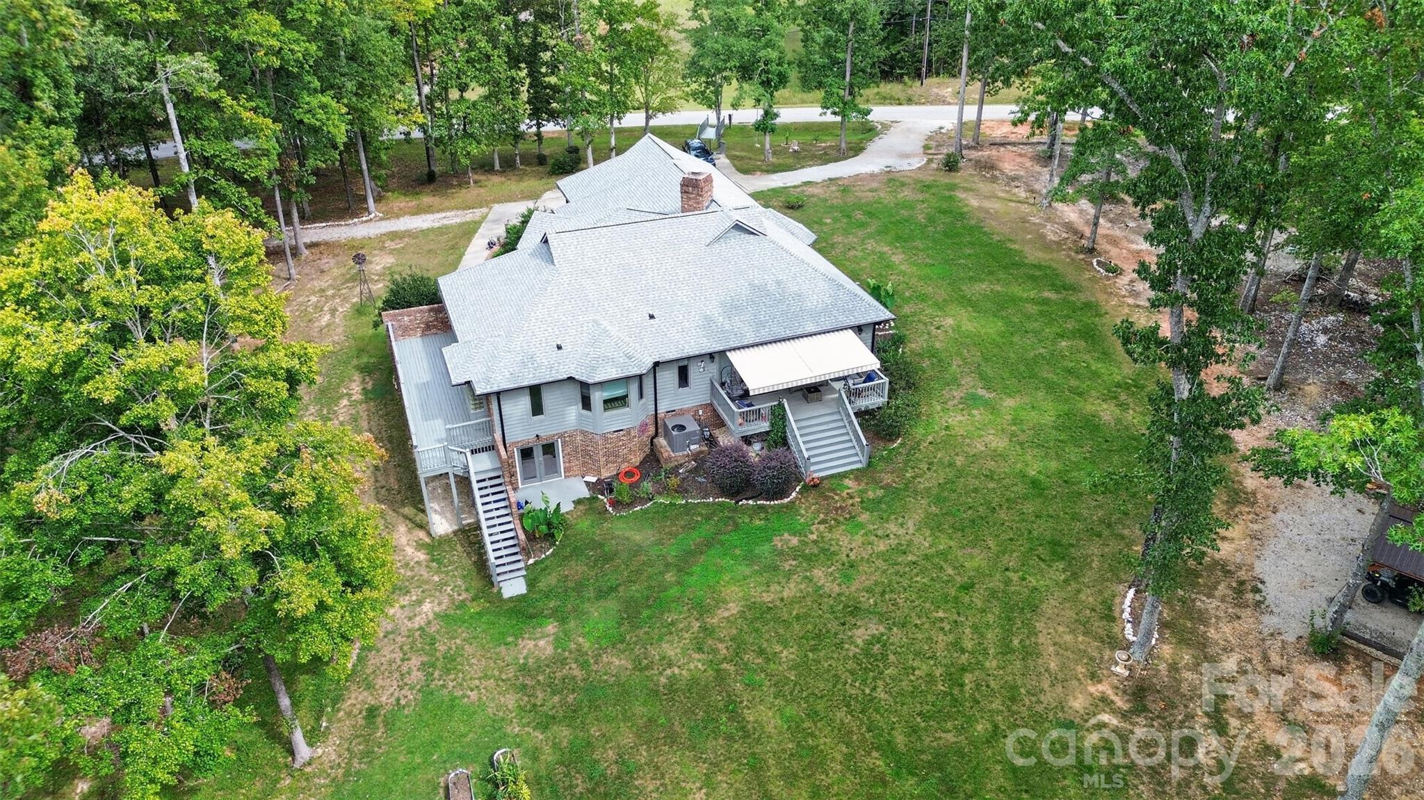 main property photo 34