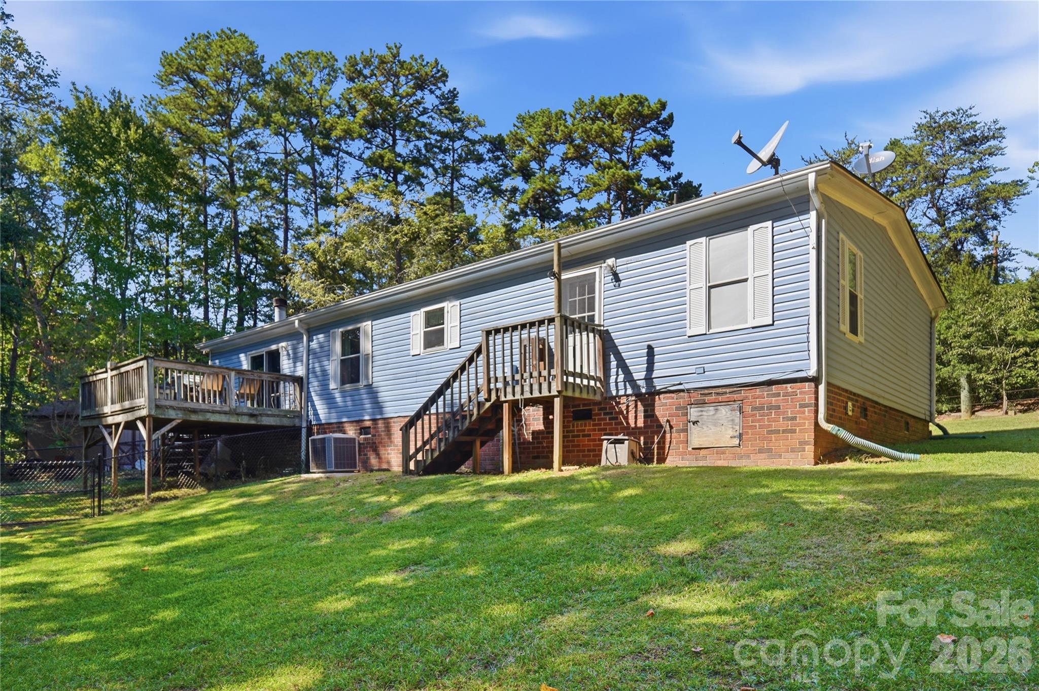 main property photo 32