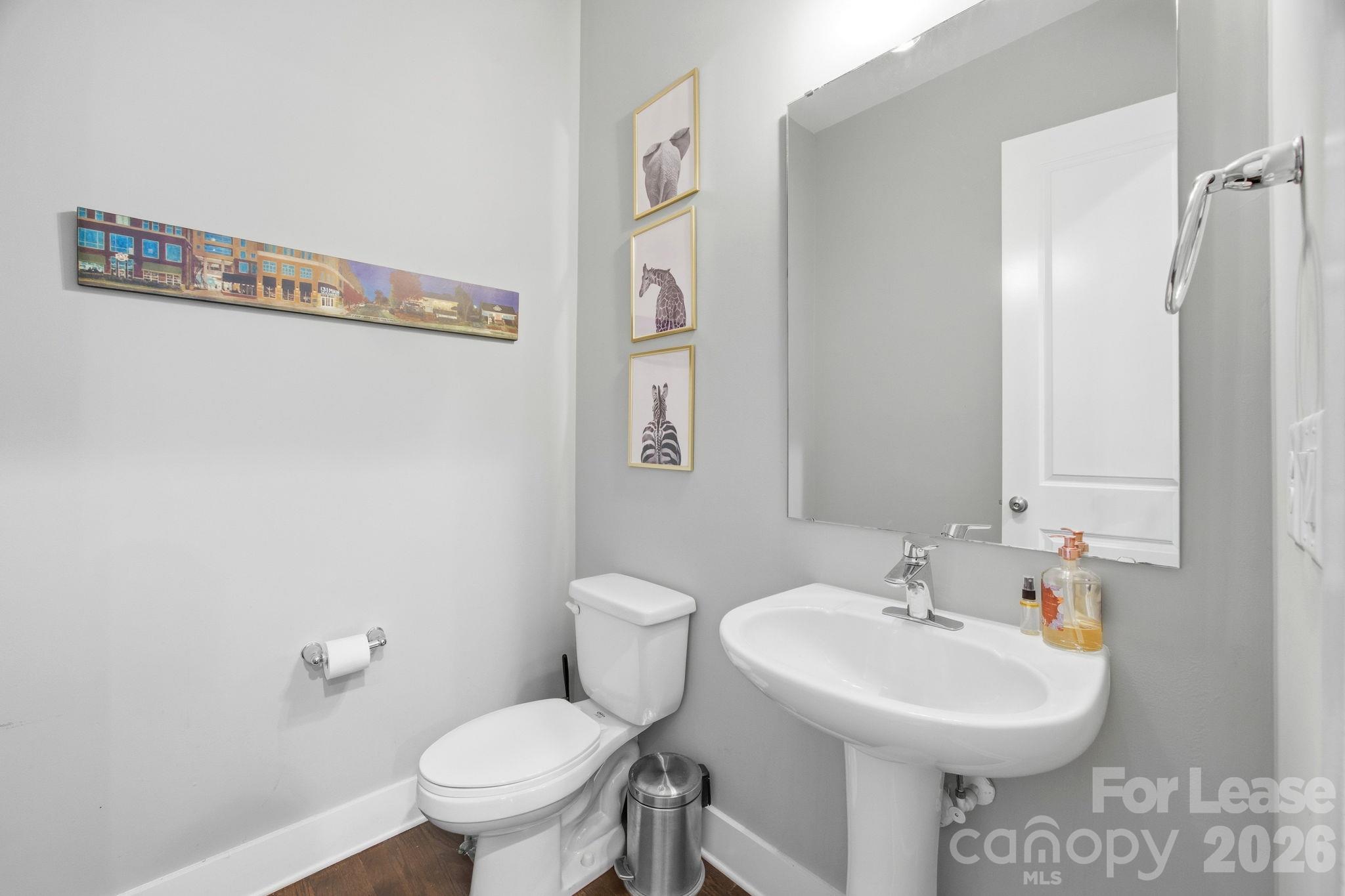 main property photo 7