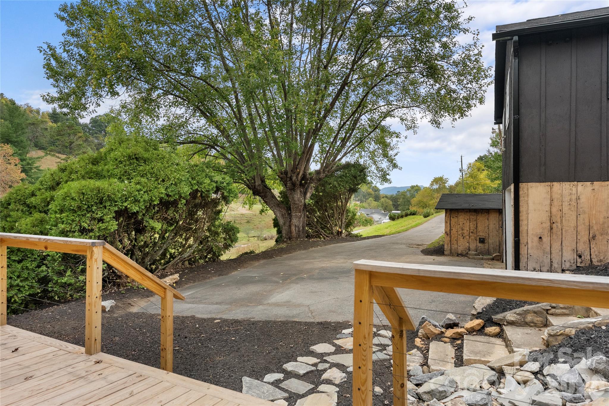 main property photo 41