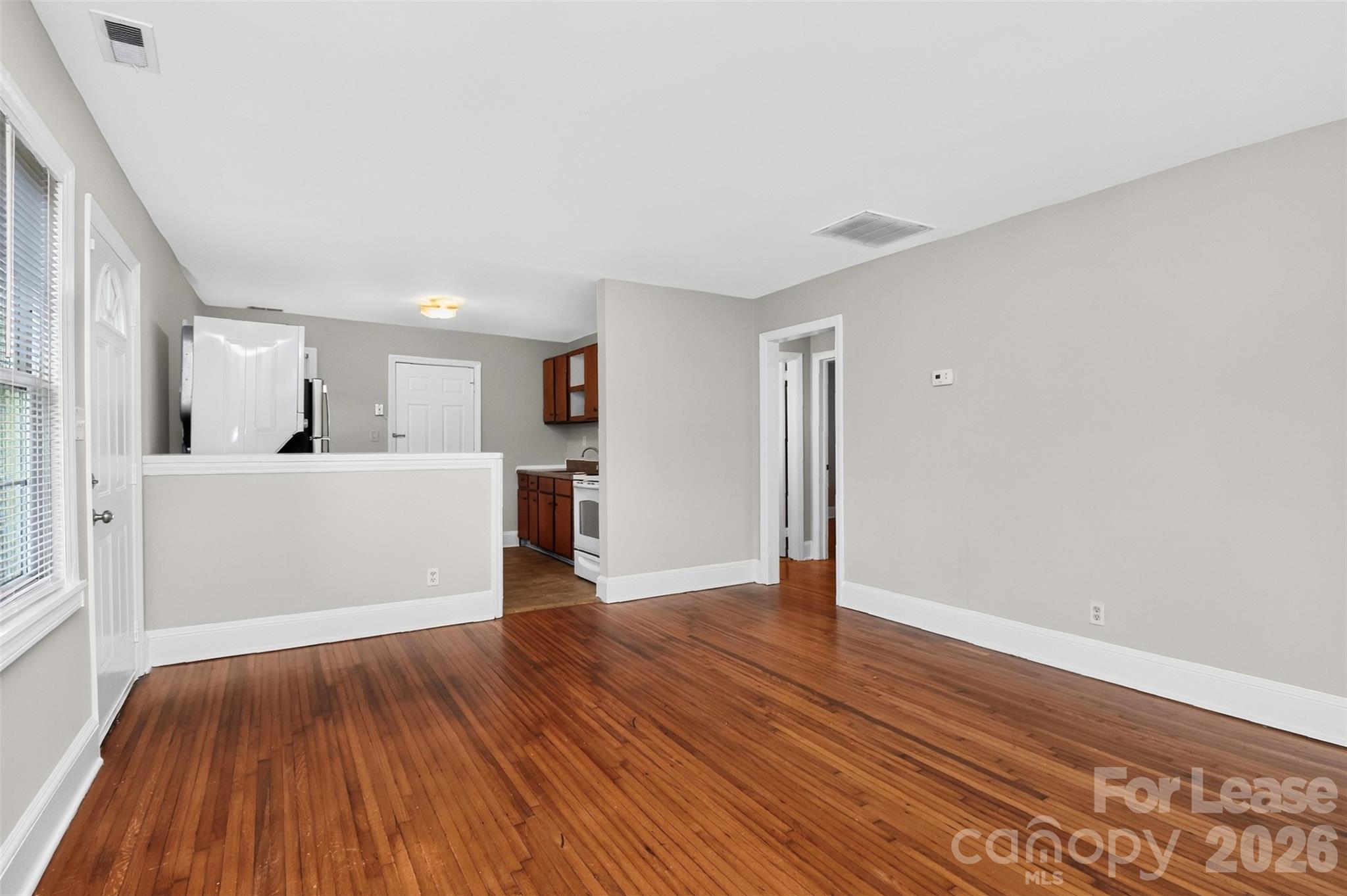 property viewer photo 12