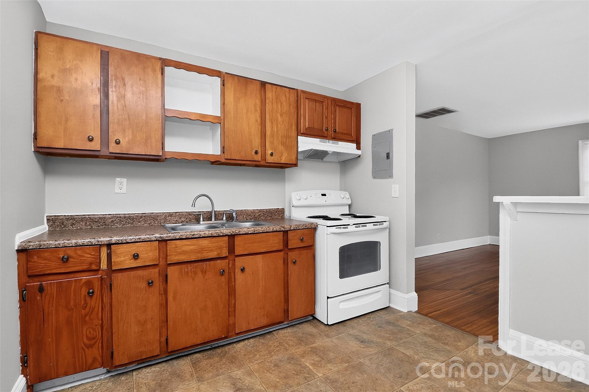 property viewer photo 15