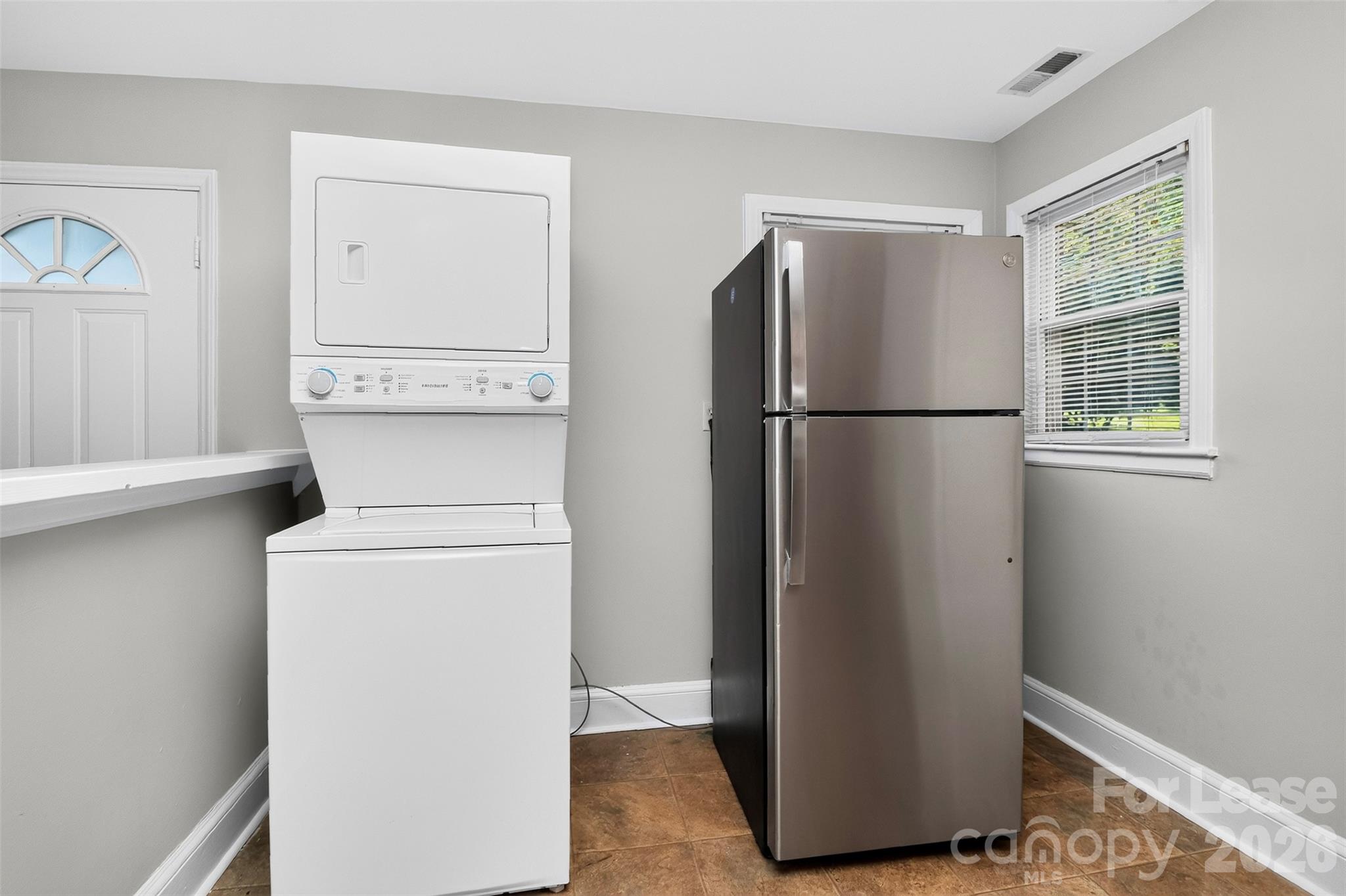 property viewer photo 18