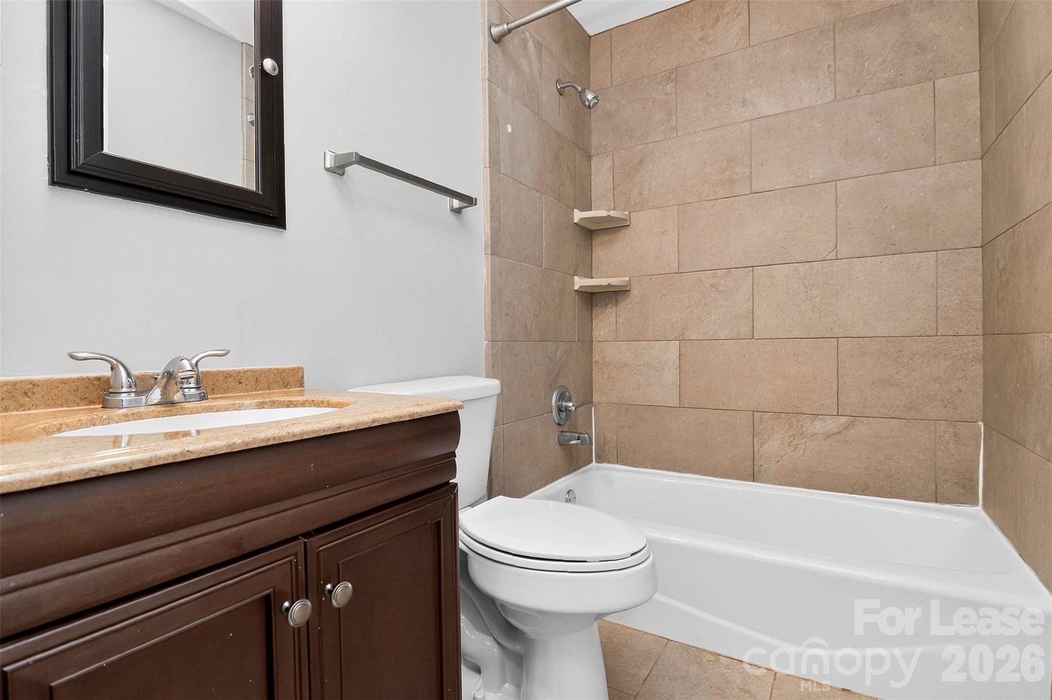 property viewer photo 26
