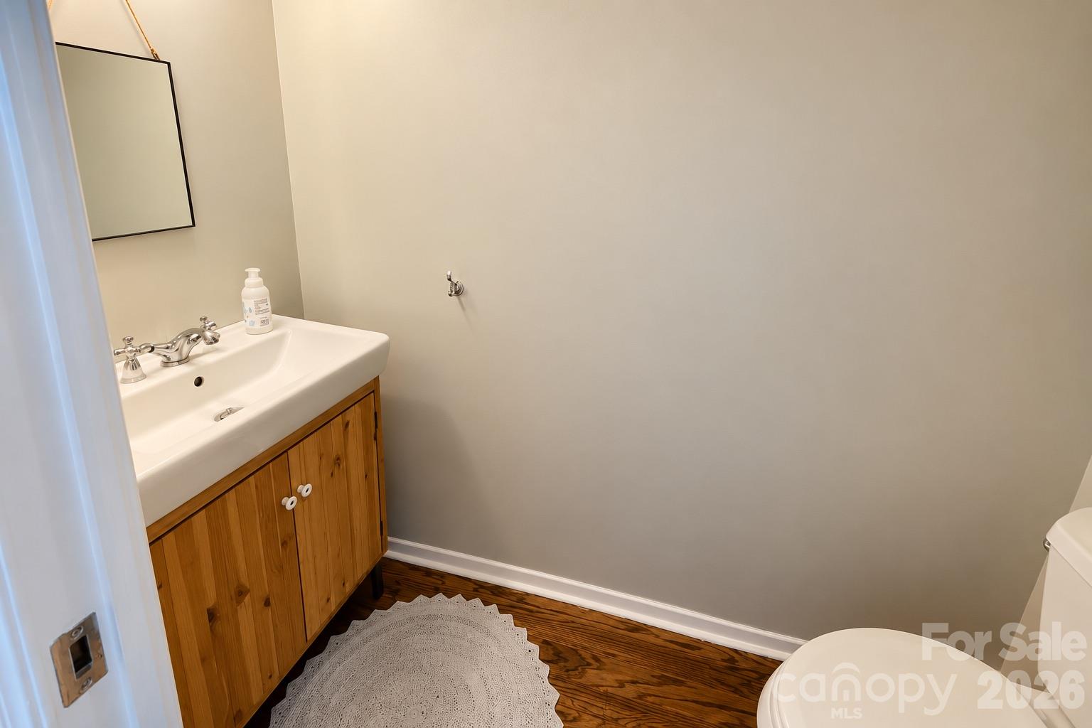 main property photo 12