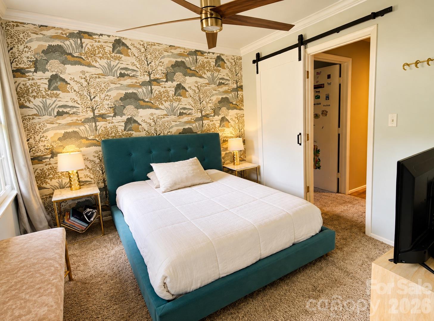 main property photo 18