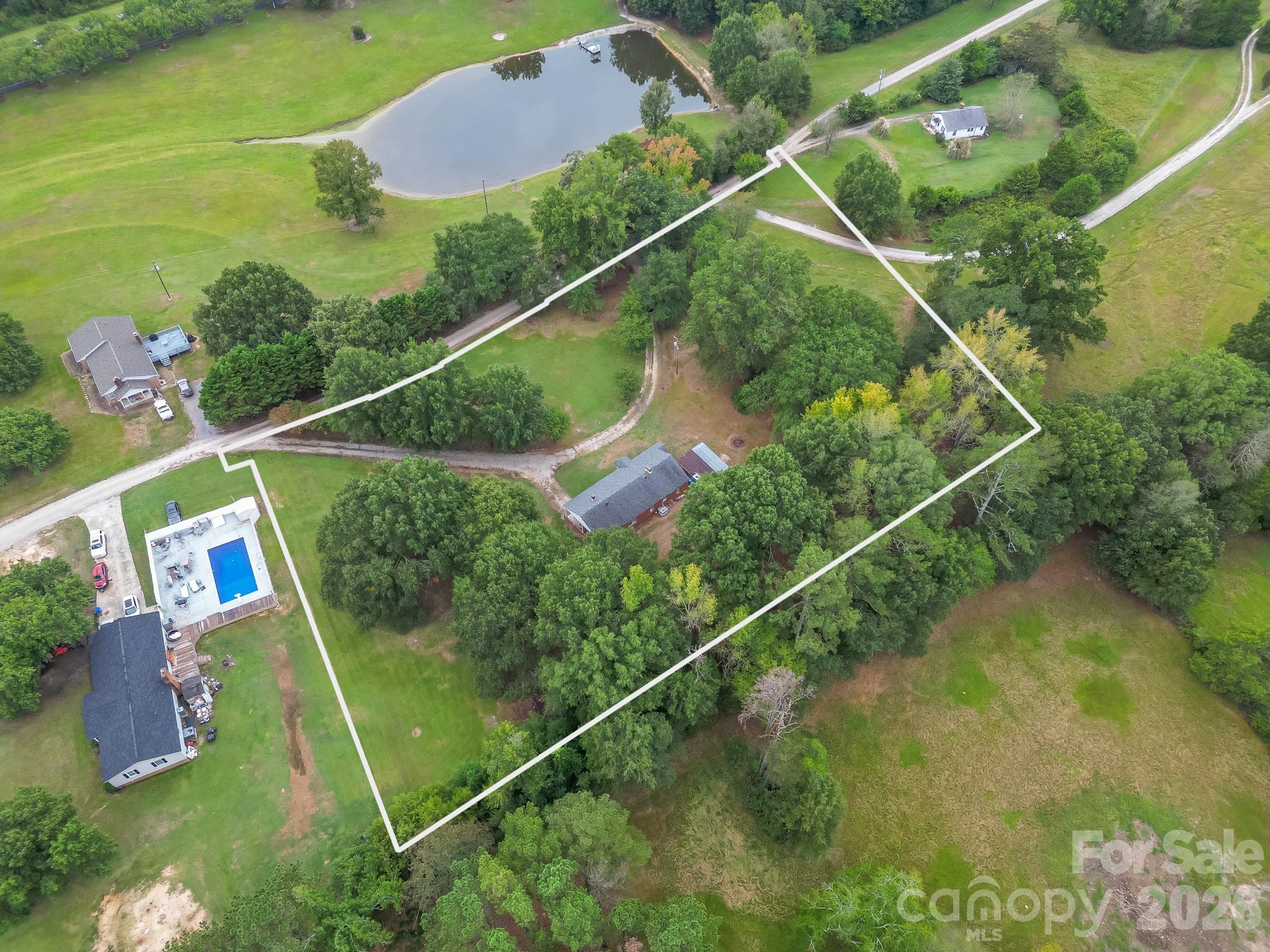 main property photo 45