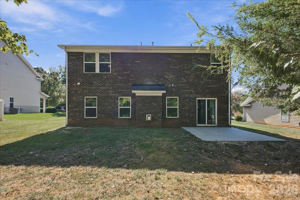main property photo 32