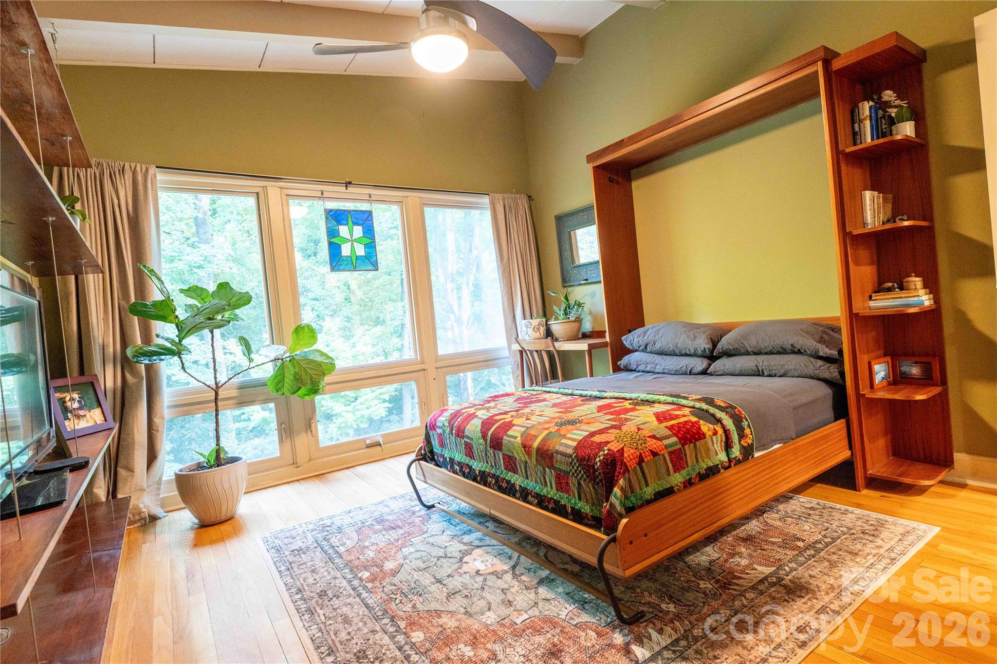 main property photo 11