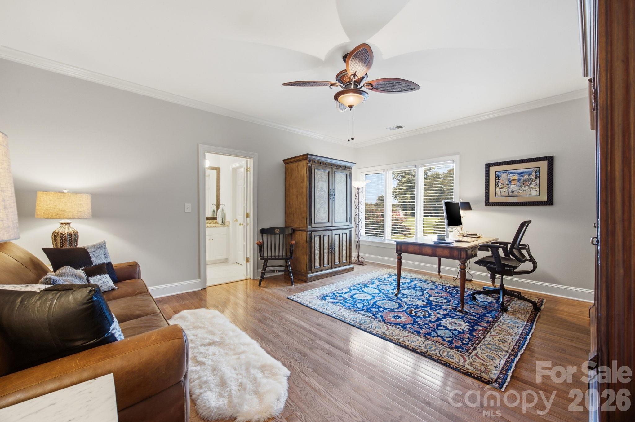 main property photo 30