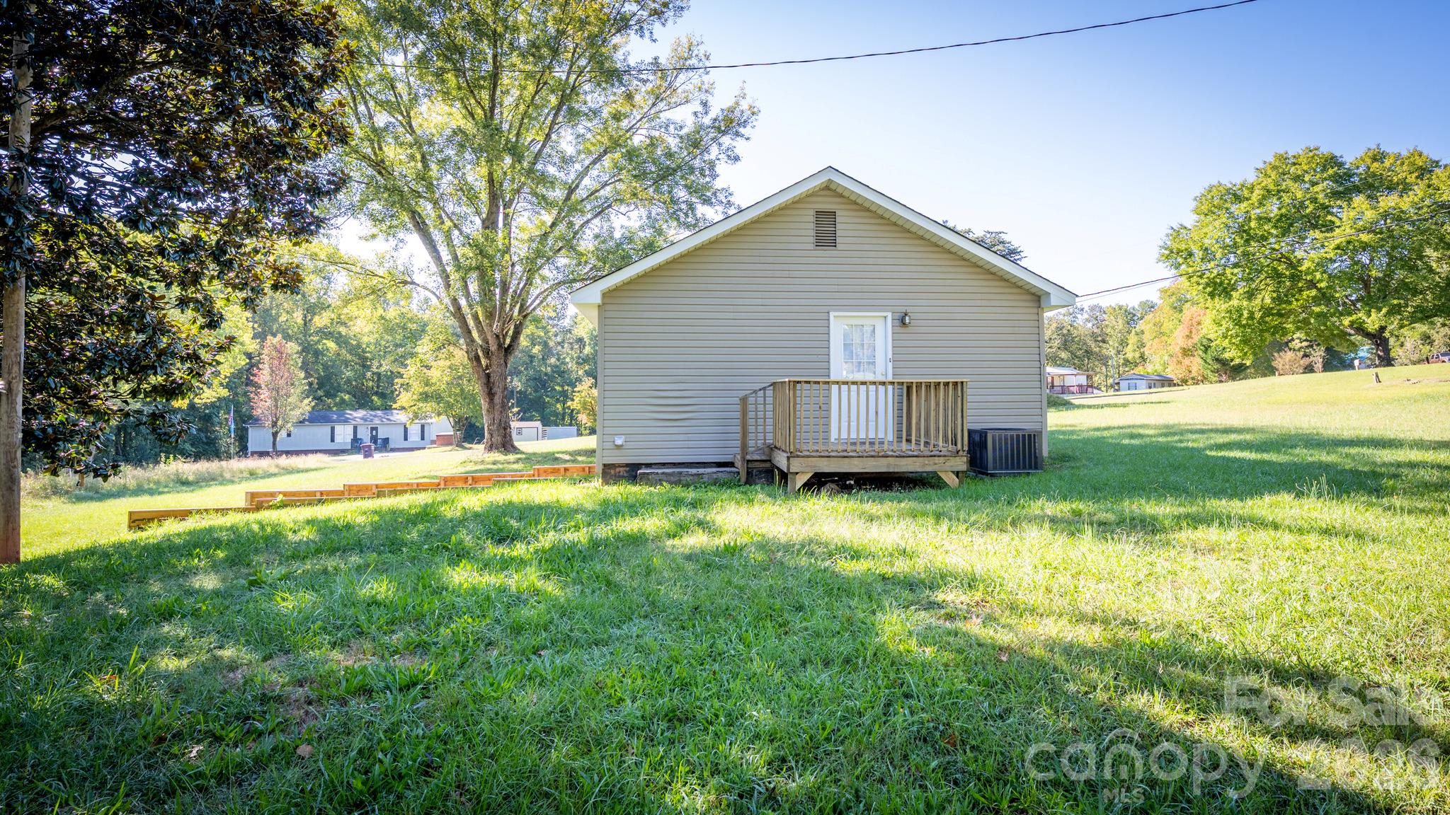 main property photo 21