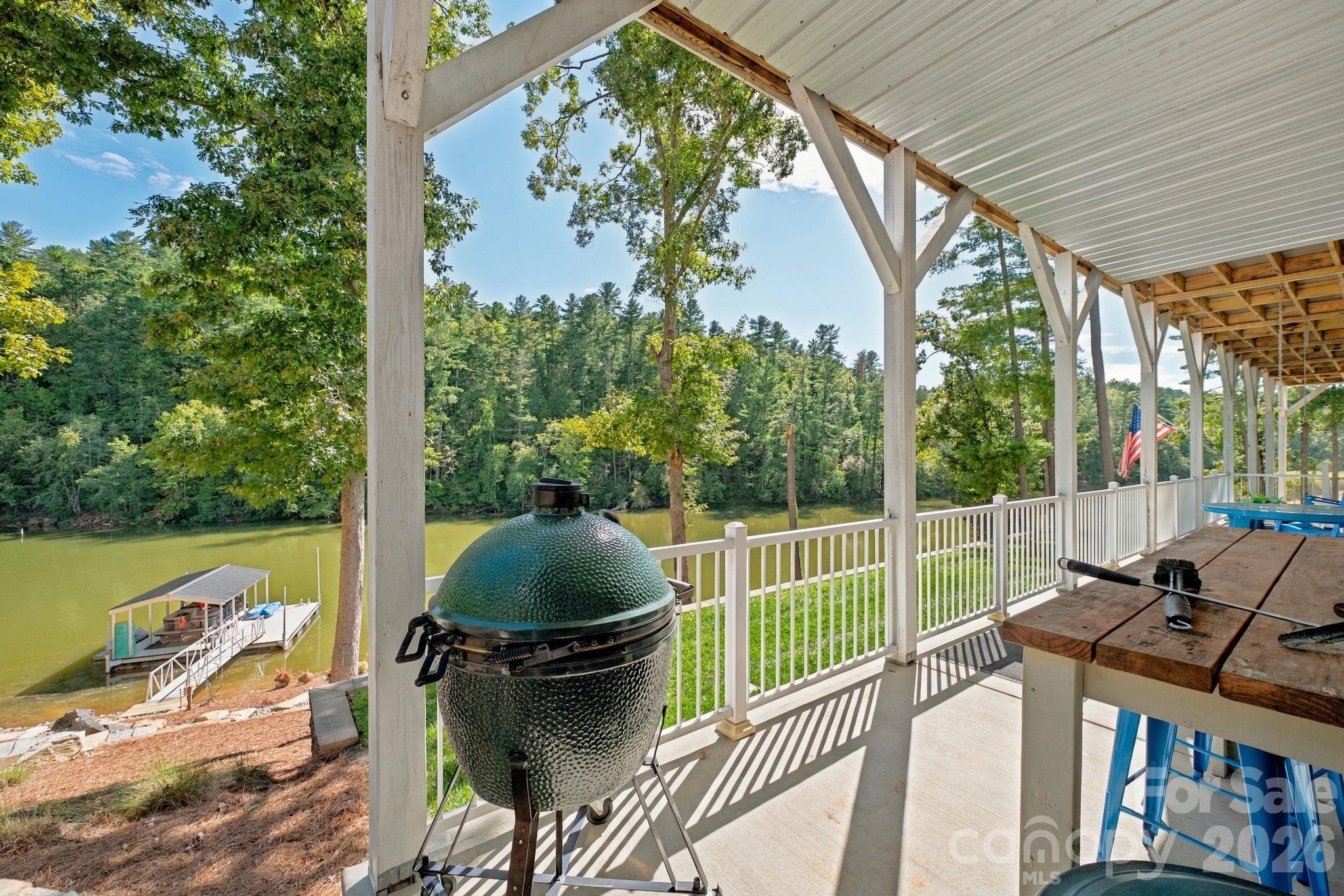 main property photo 40