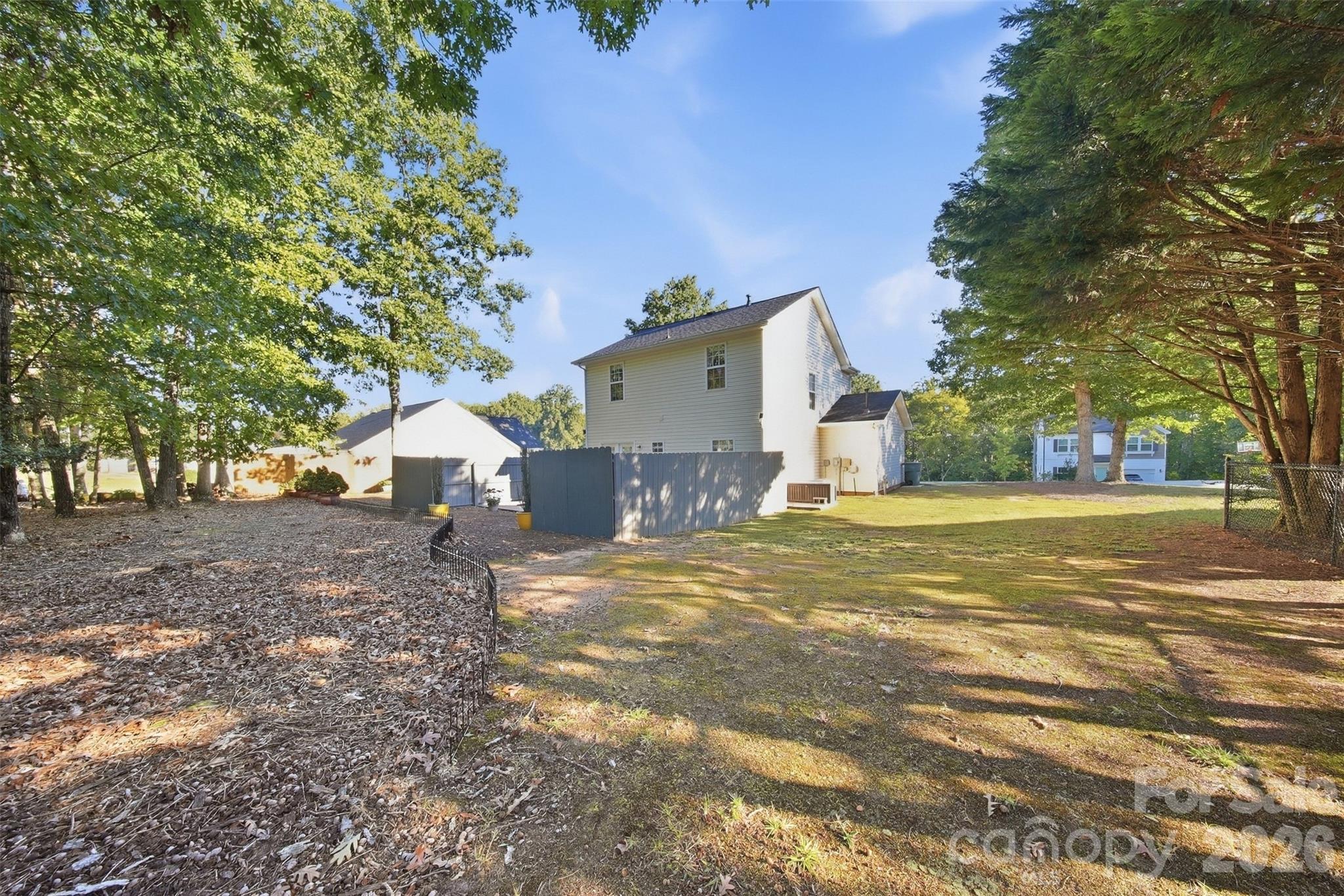 main property photo 38
