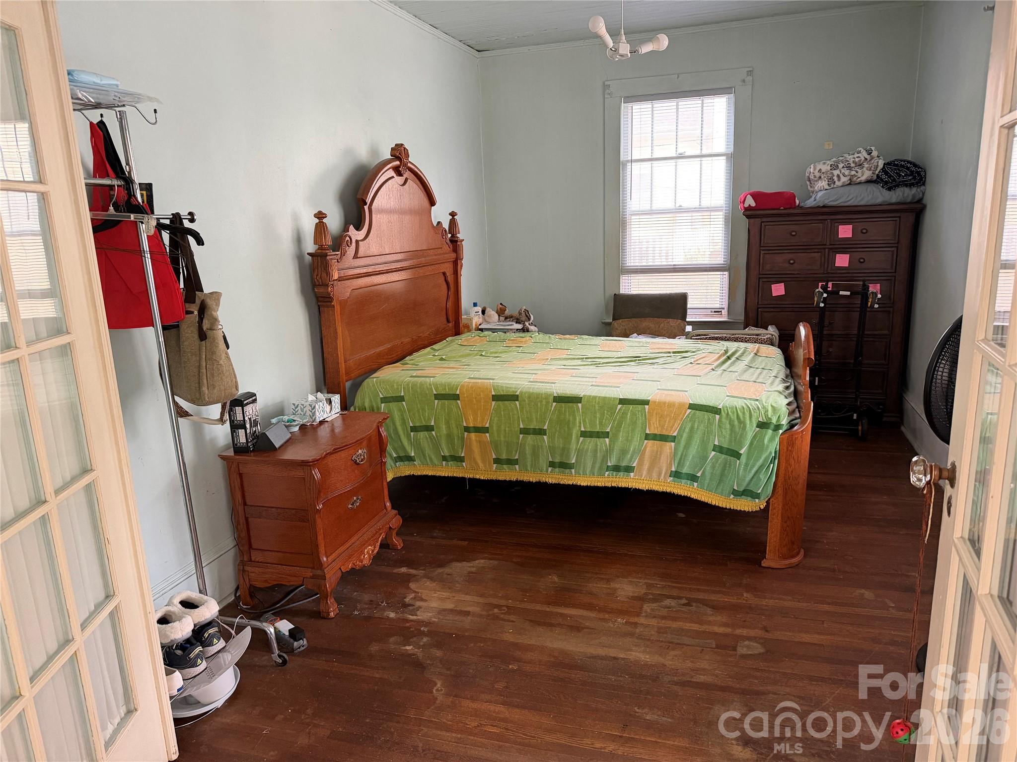 main property photo 12