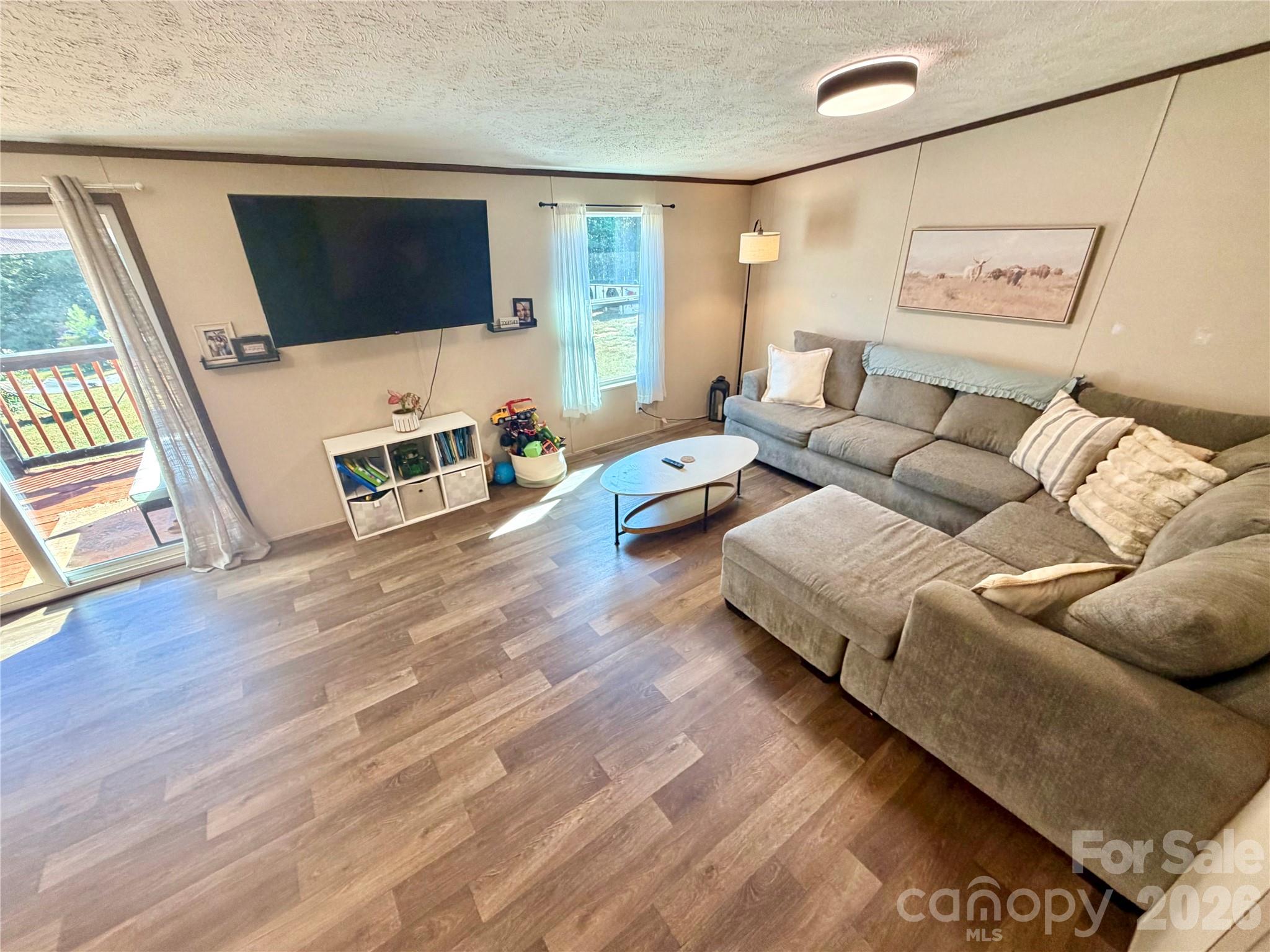 main property photo 18