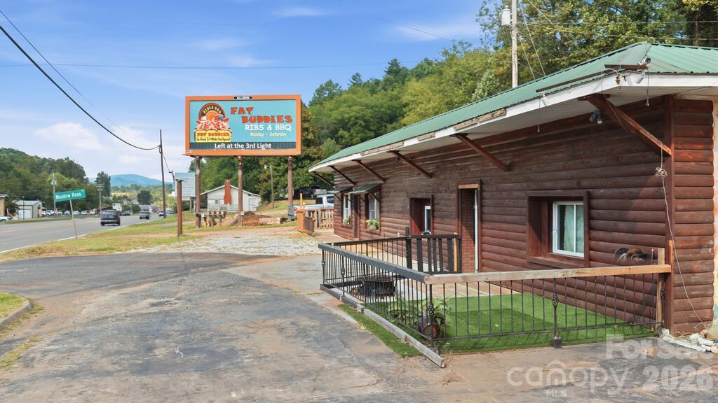 main property photo 22