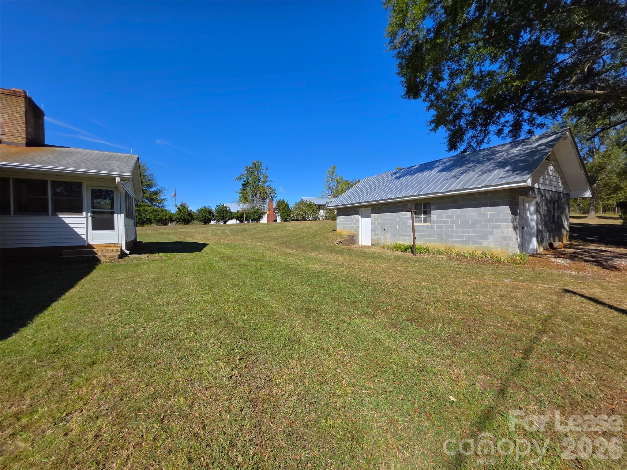 main property photo 29