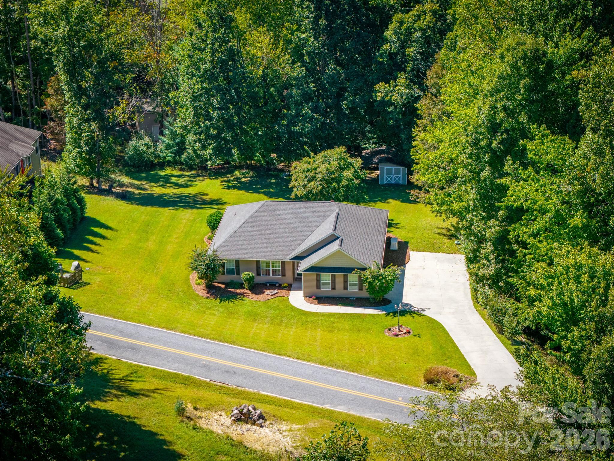 main property photo 39