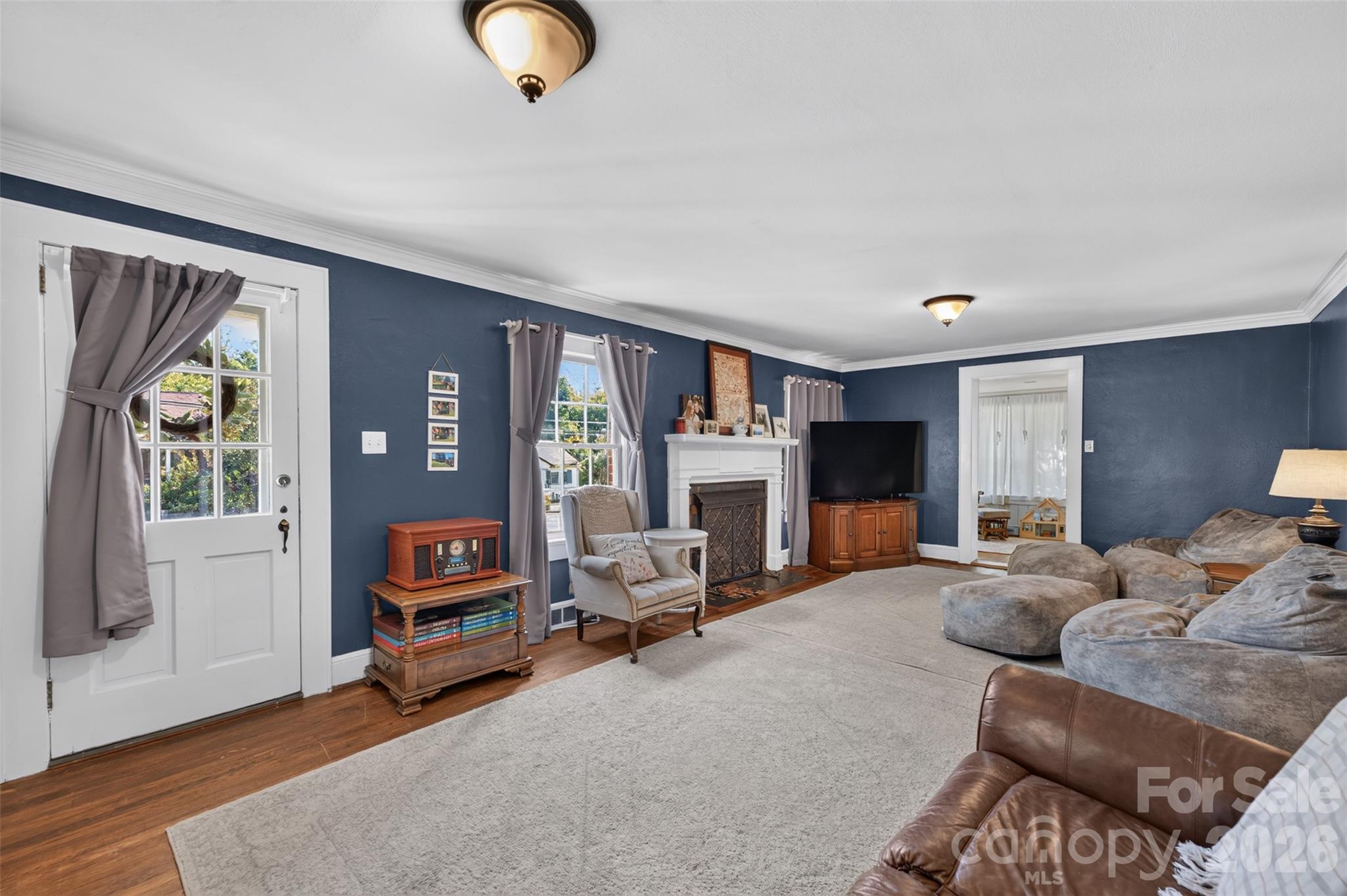 main property photo 7