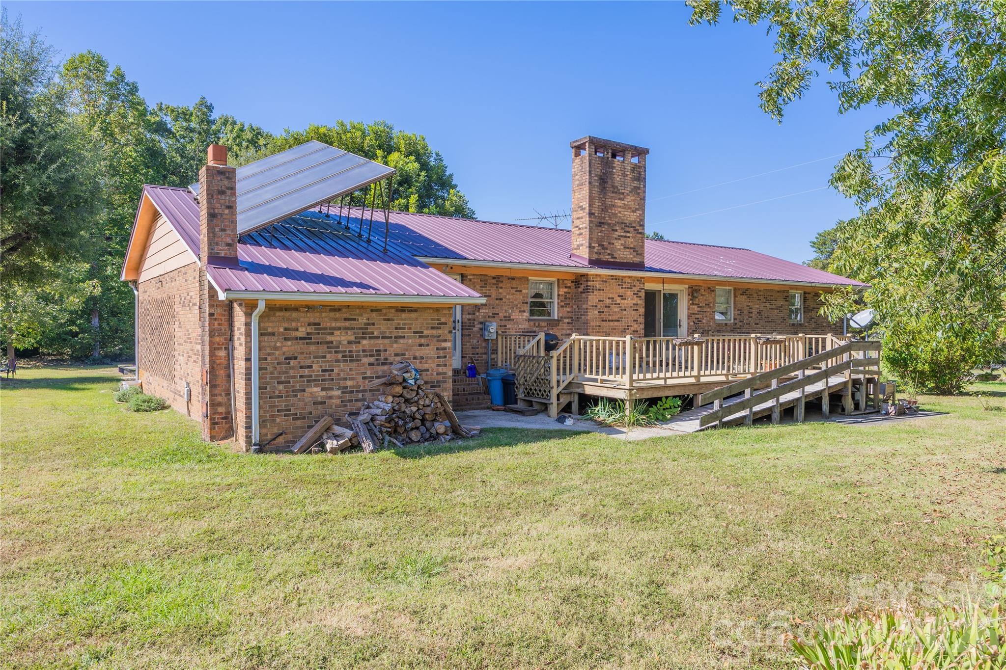 main property photo 24