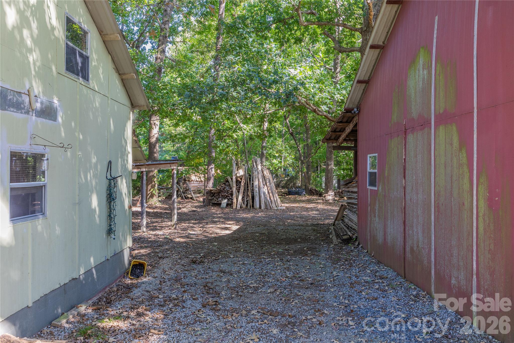 main property photo 37