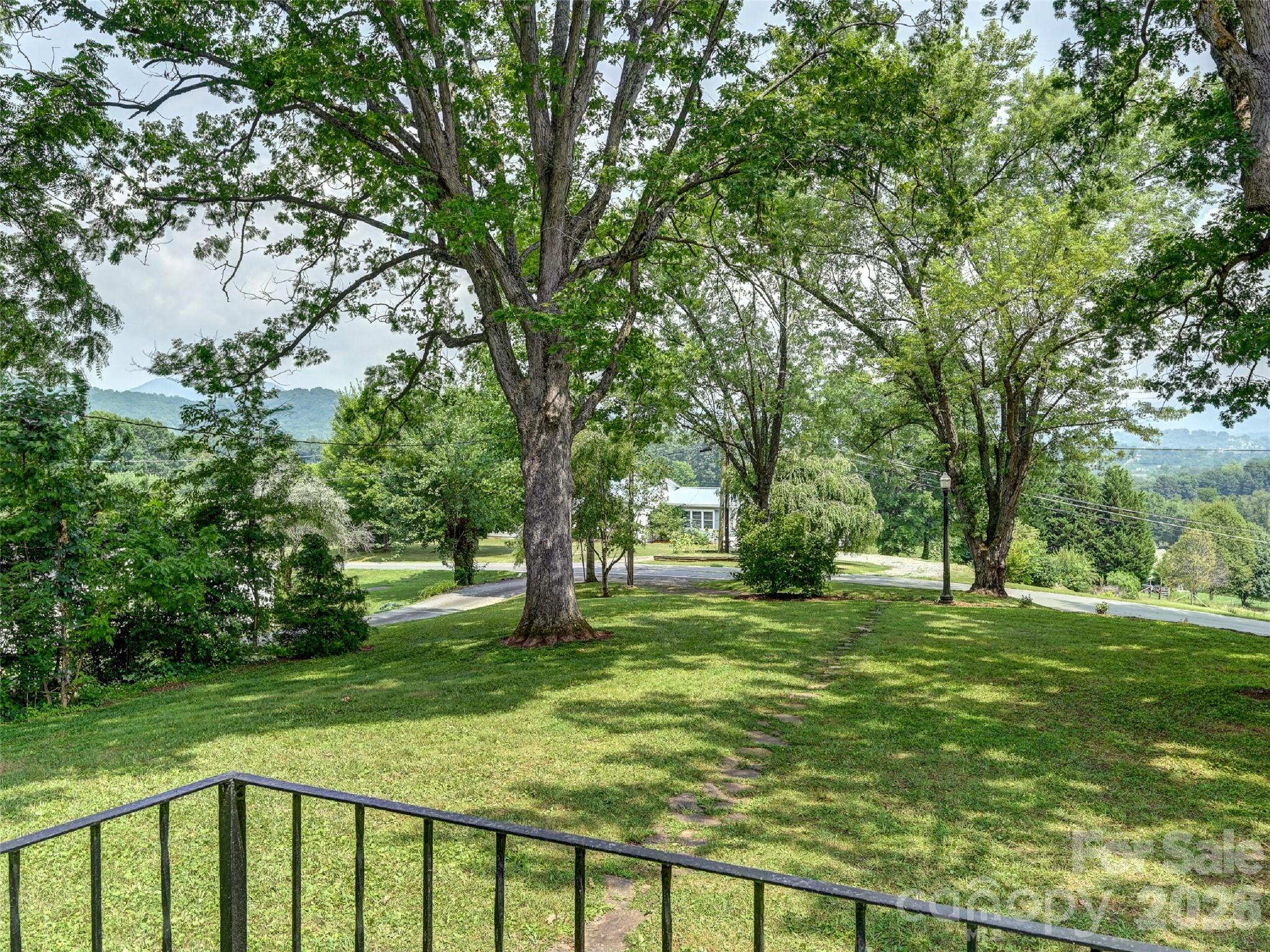 main property photo 37