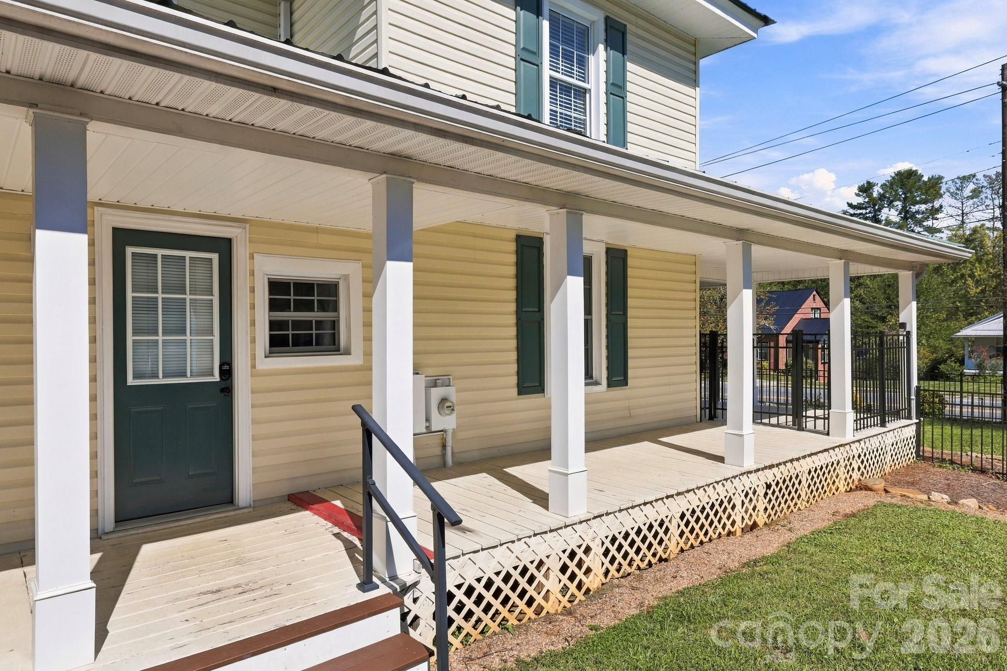 main property photo 7