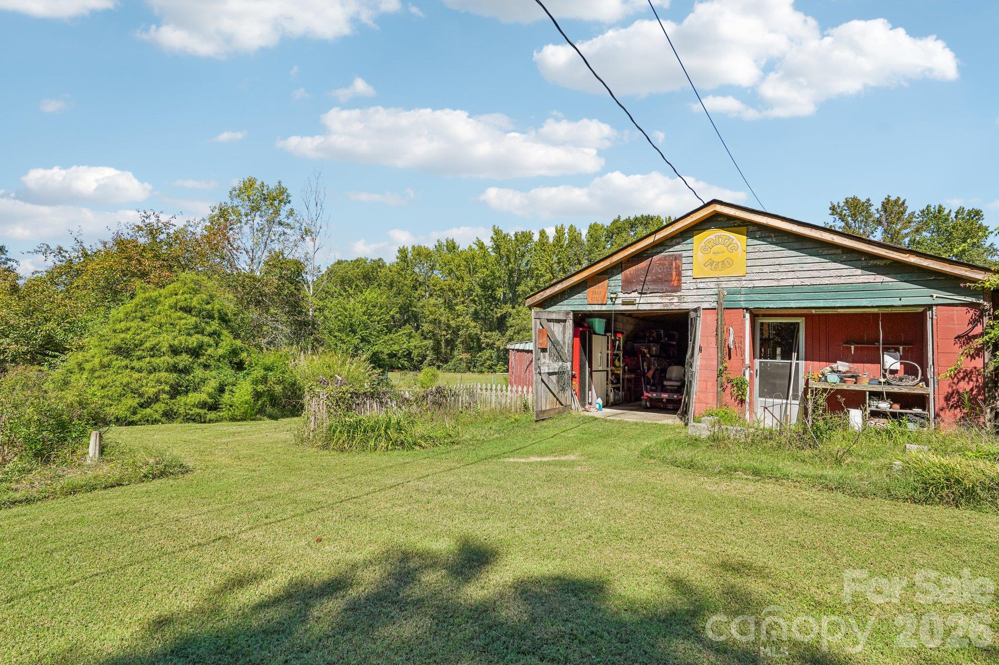 main property photo 32