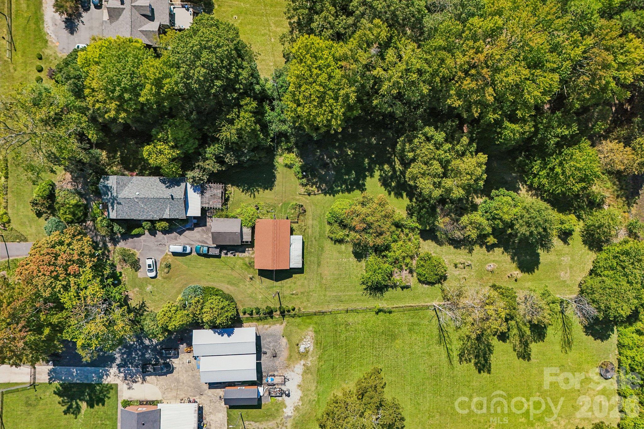 main property photo 36