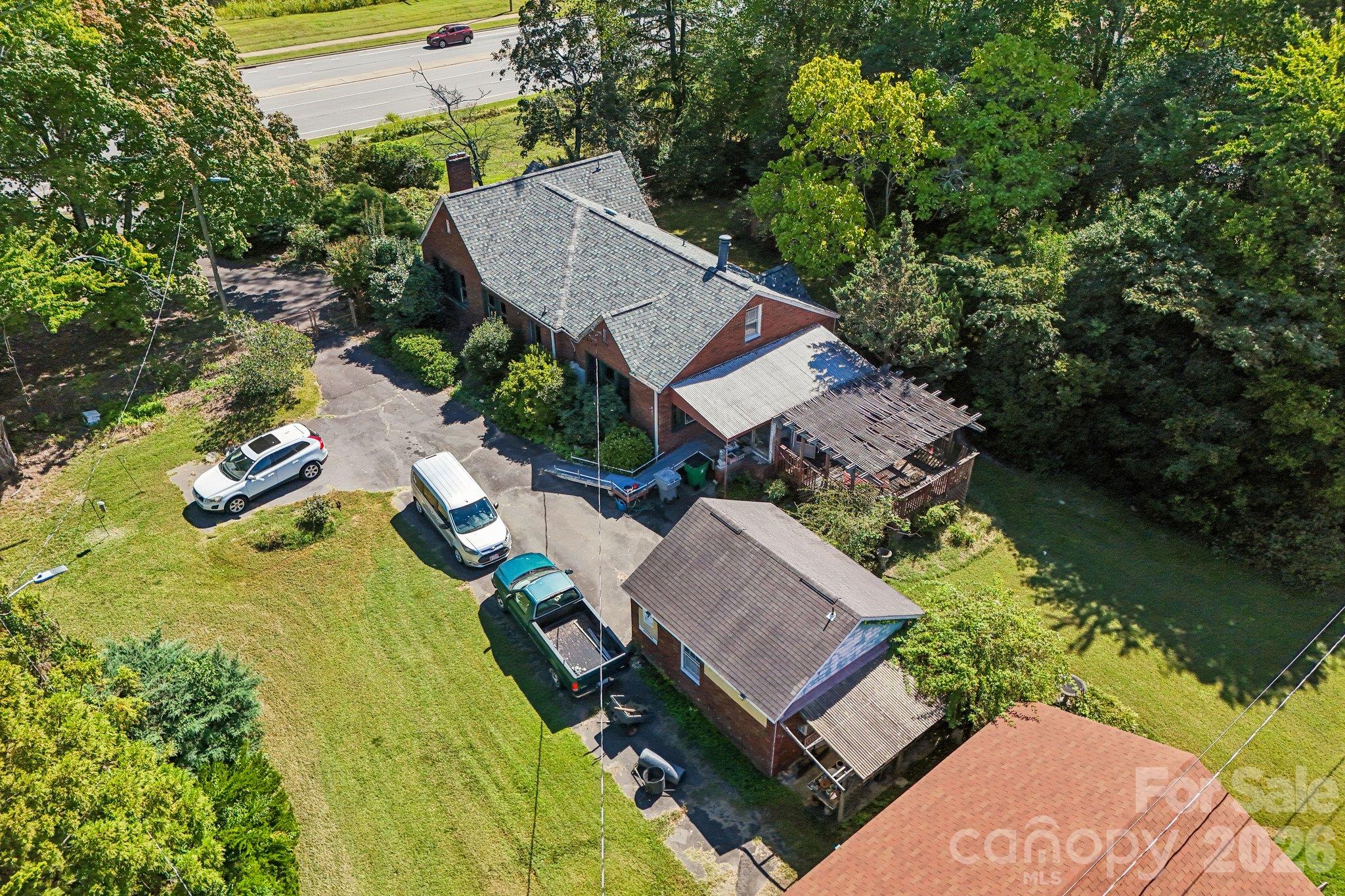main property photo 44
