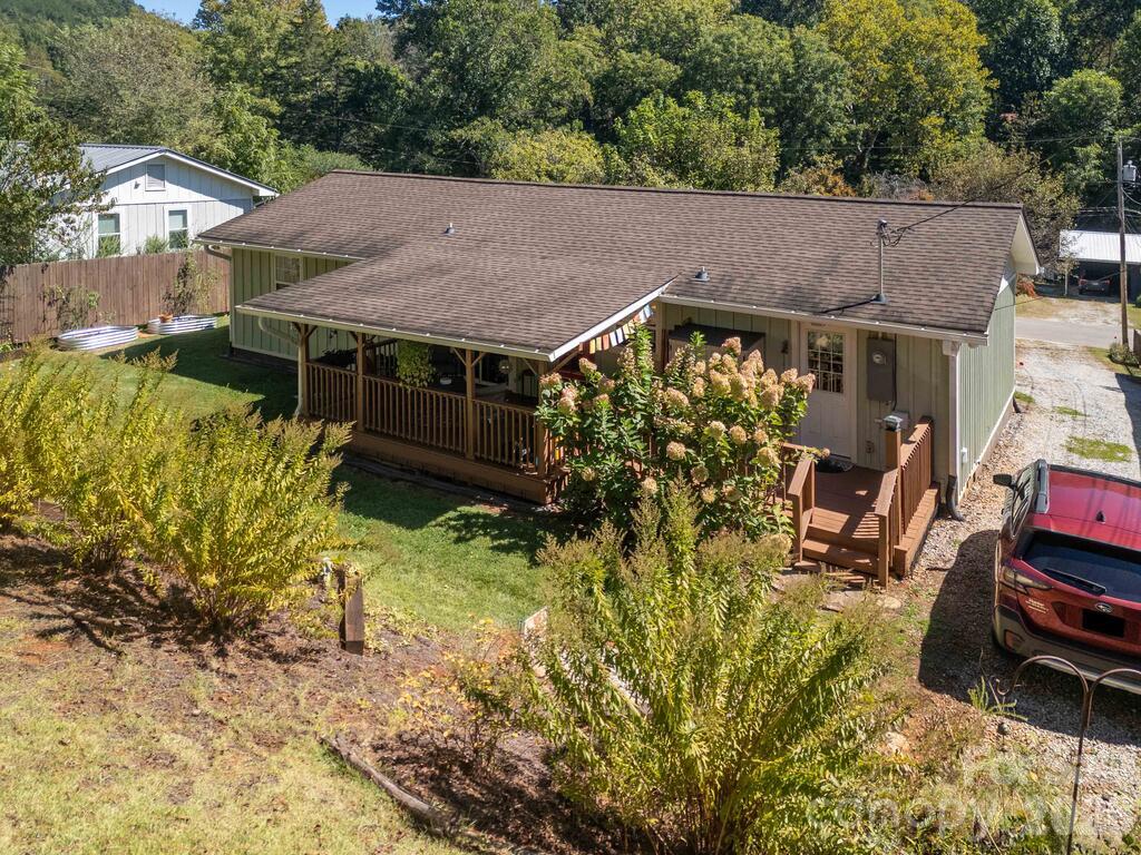 main property photo 24