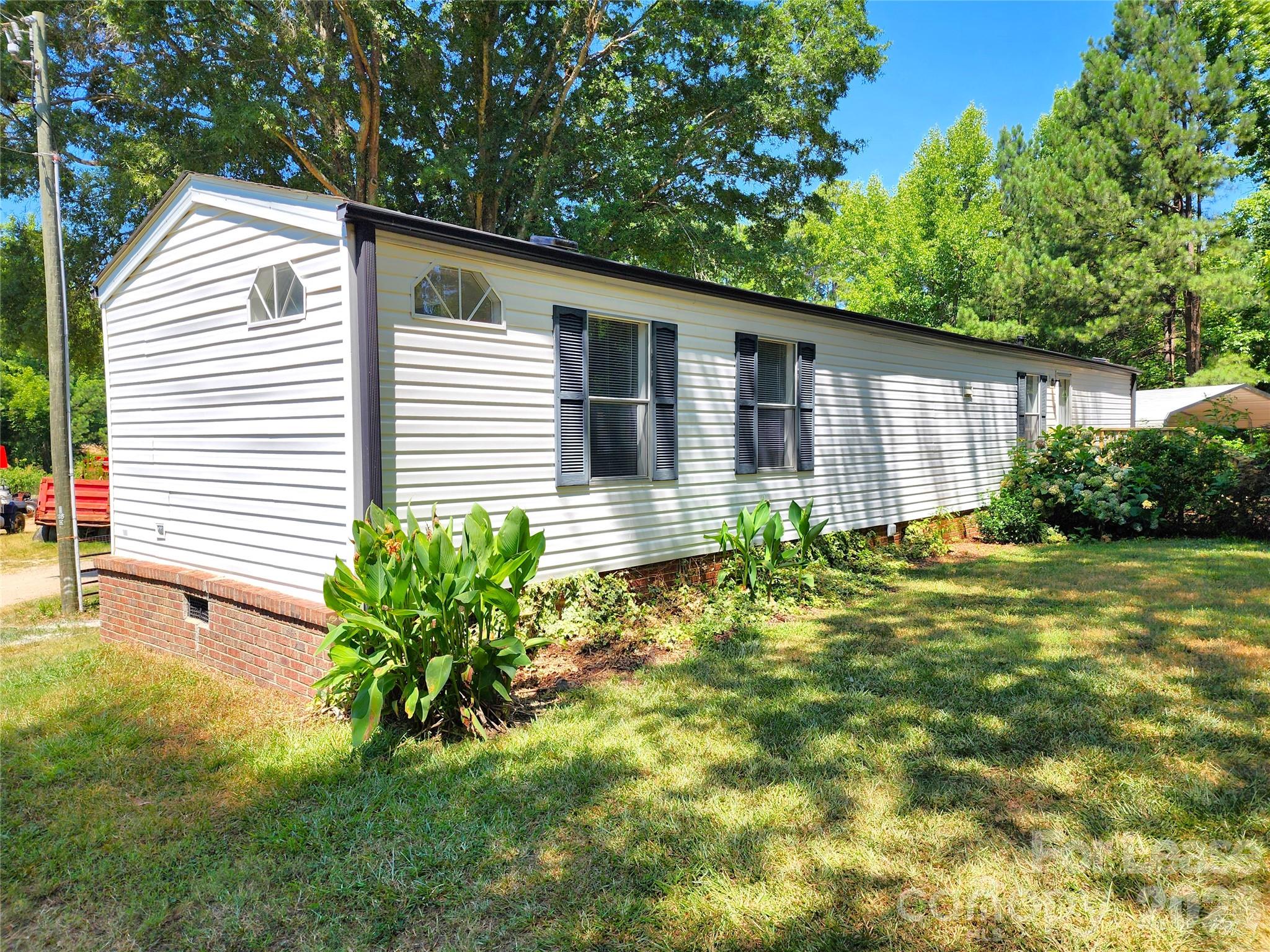 property viewer photo 25