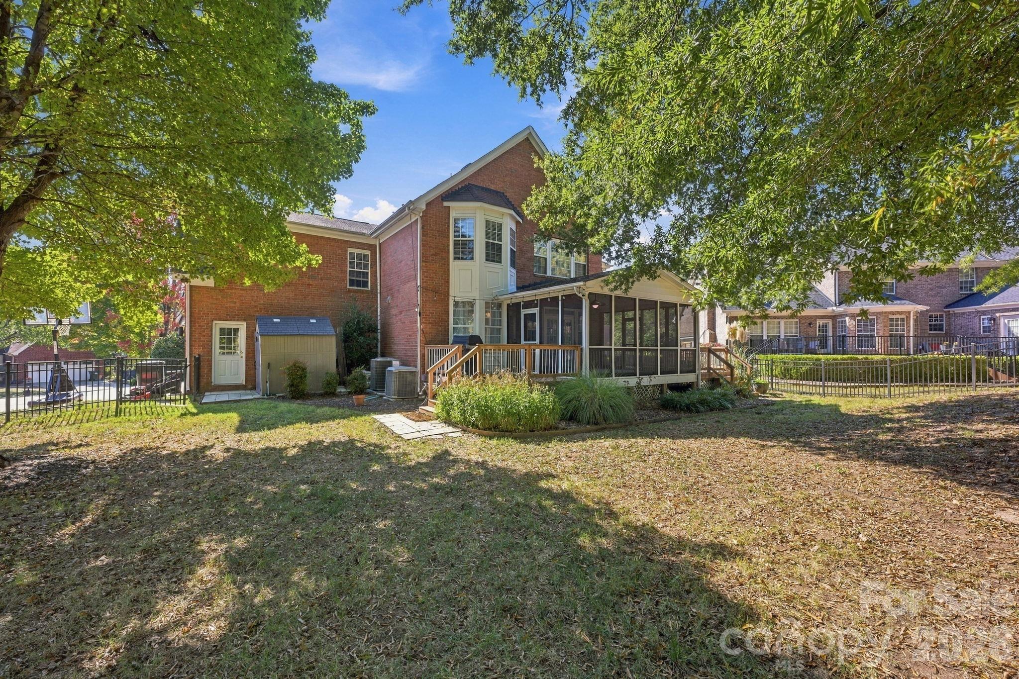 main property photo 39