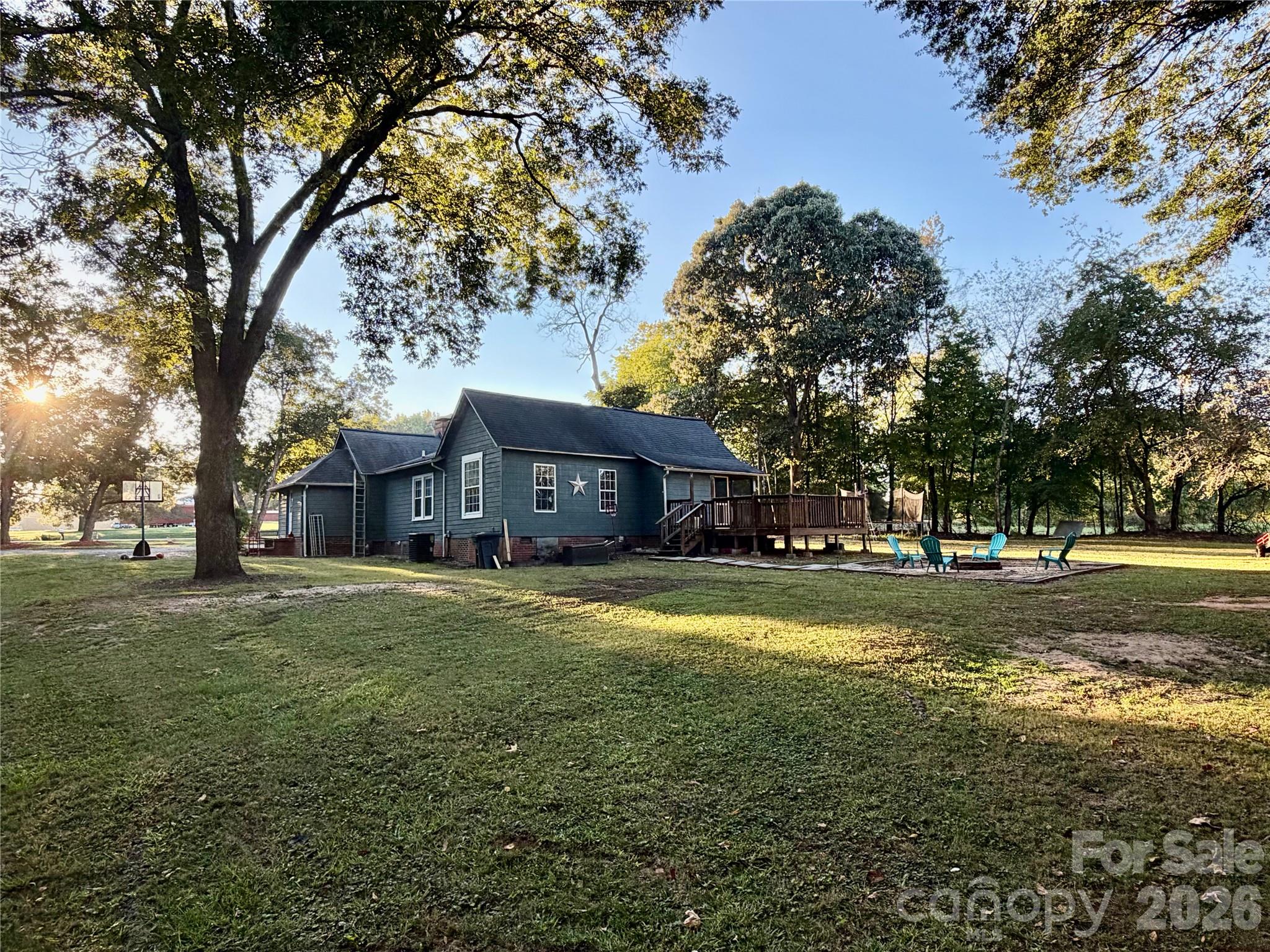 main property photo 25