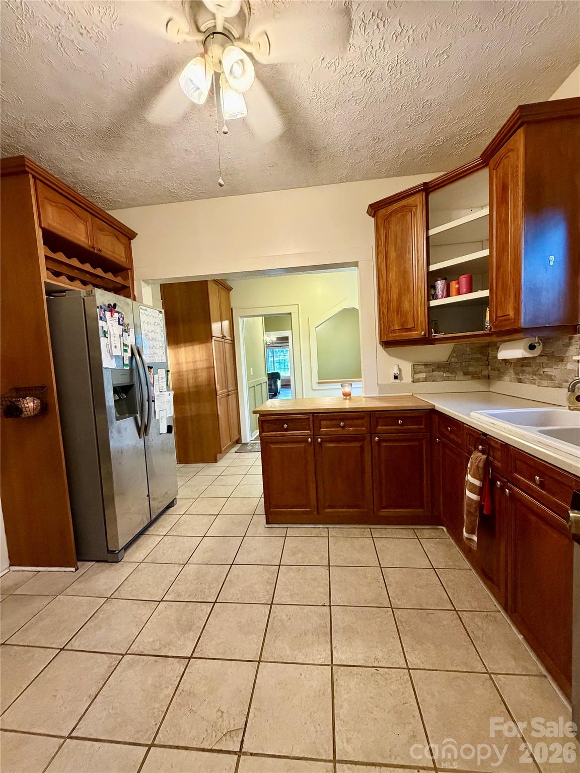 main property photo 9