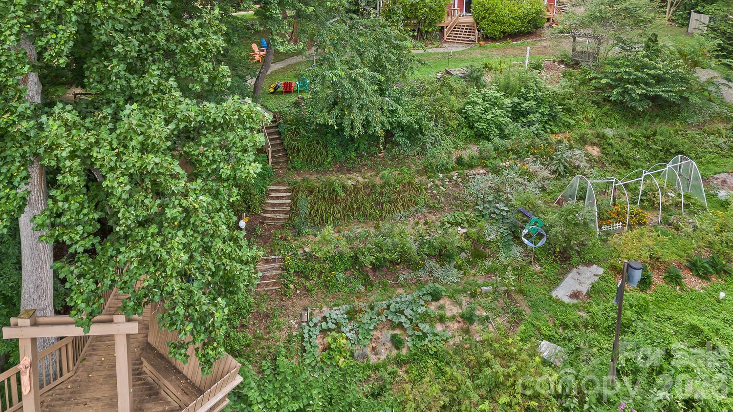 main property photo 39