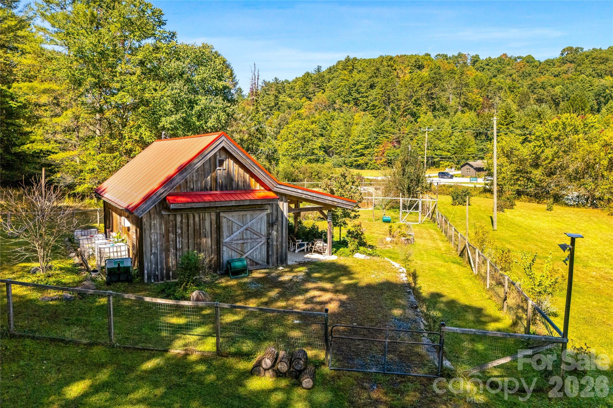 main property photo 32