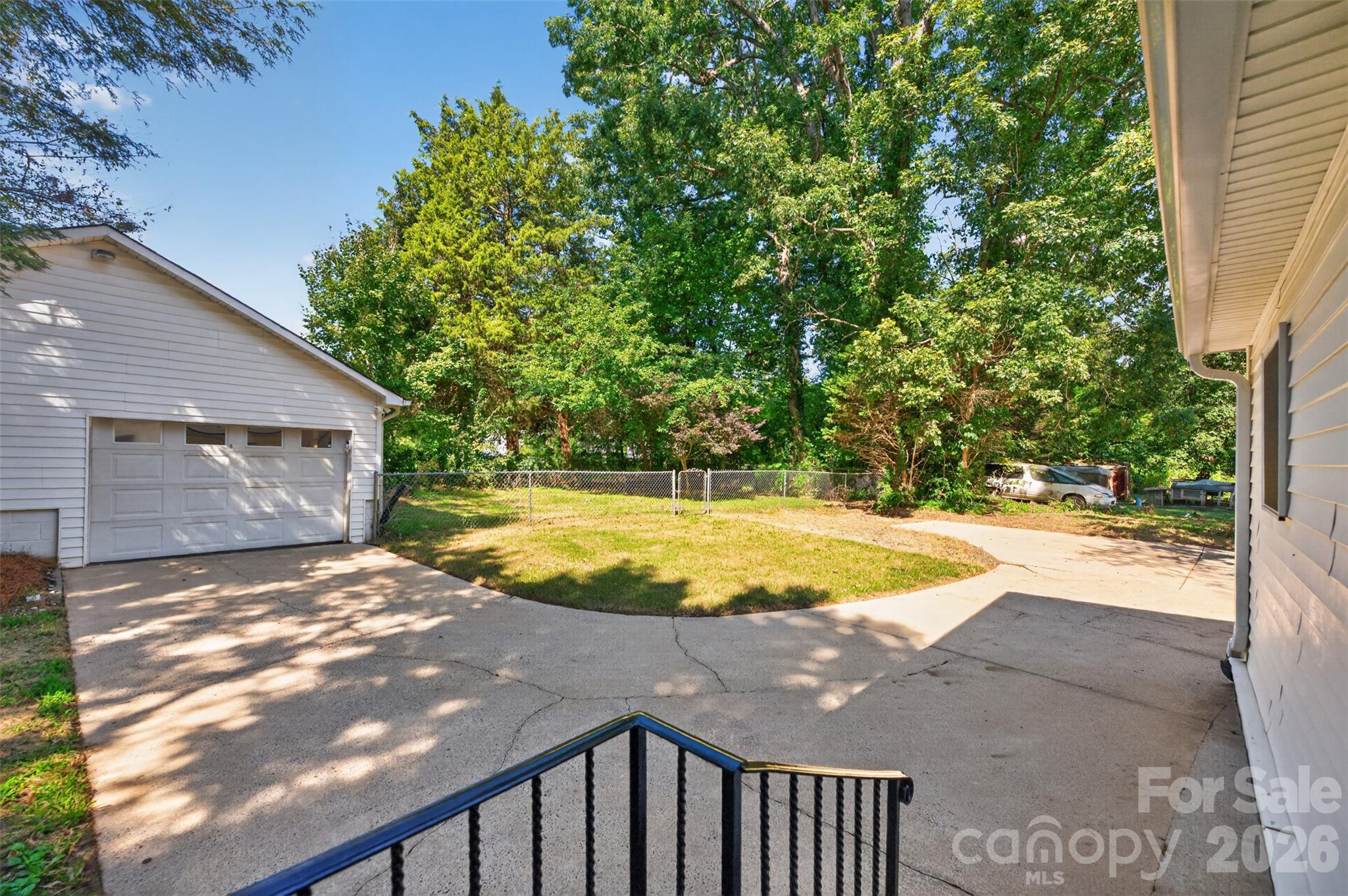 main property photo 47