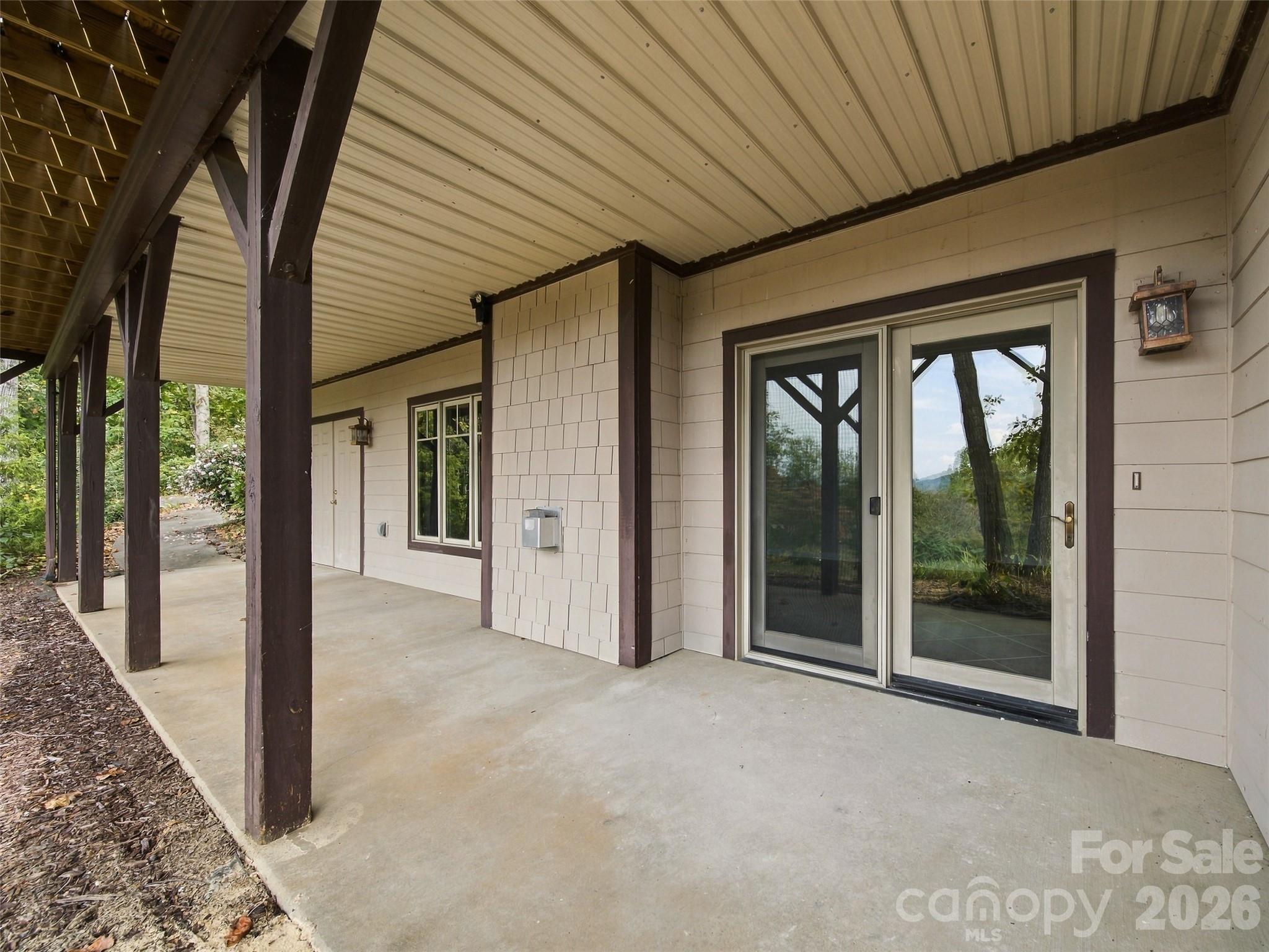main property photo 41
