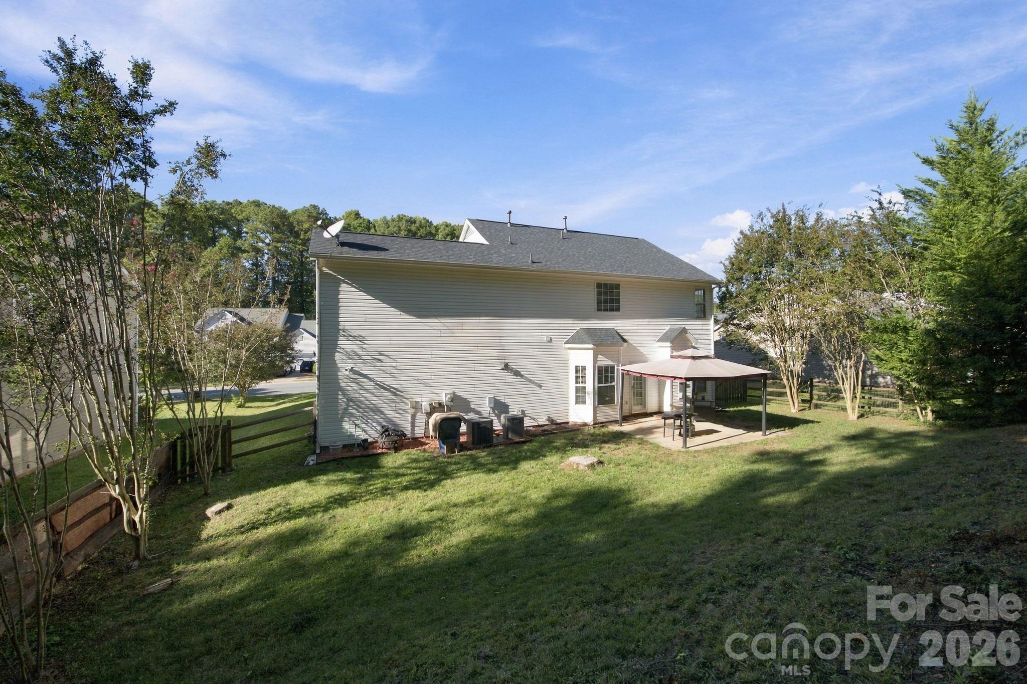 main property photo 32
