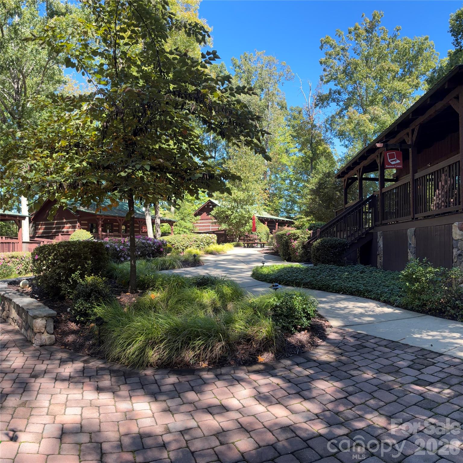 main property photo 41
