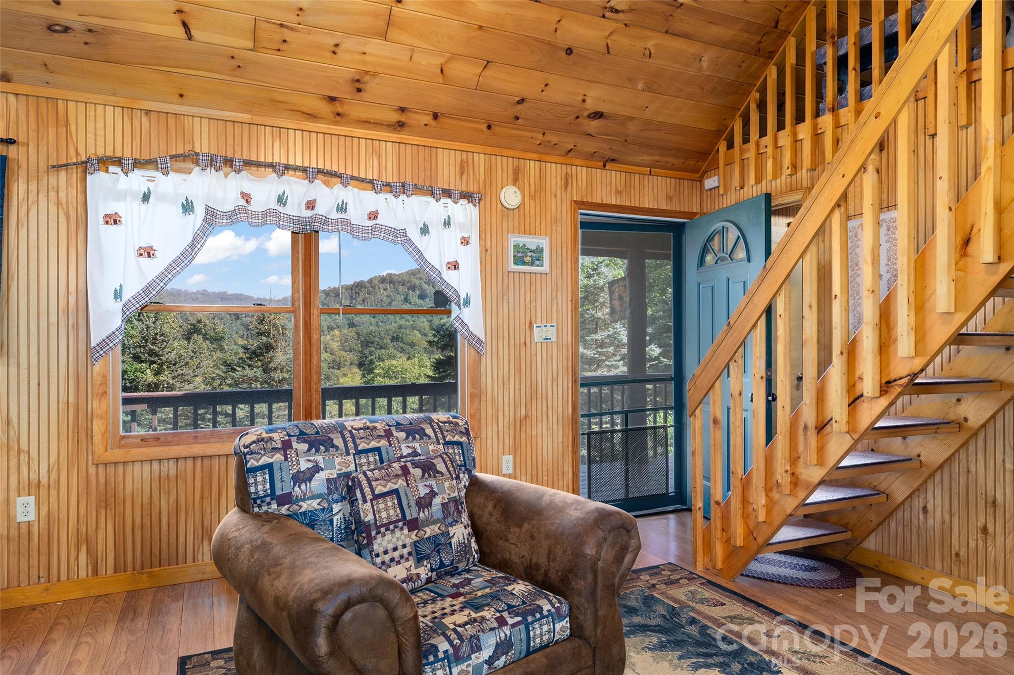 main property photo 30
