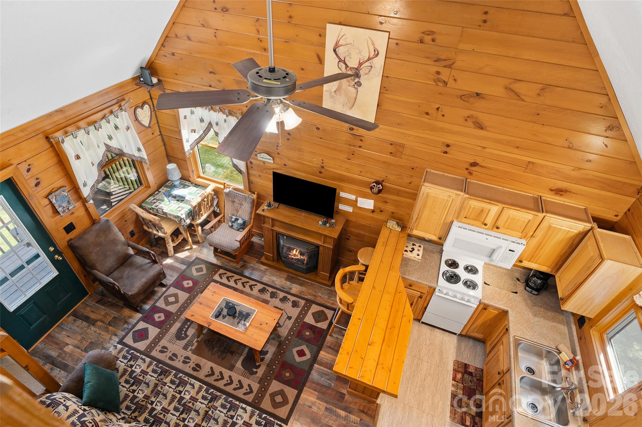main property photo 45