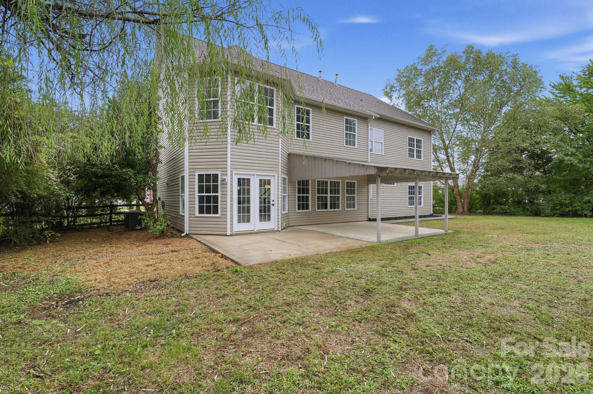 main property photo 25