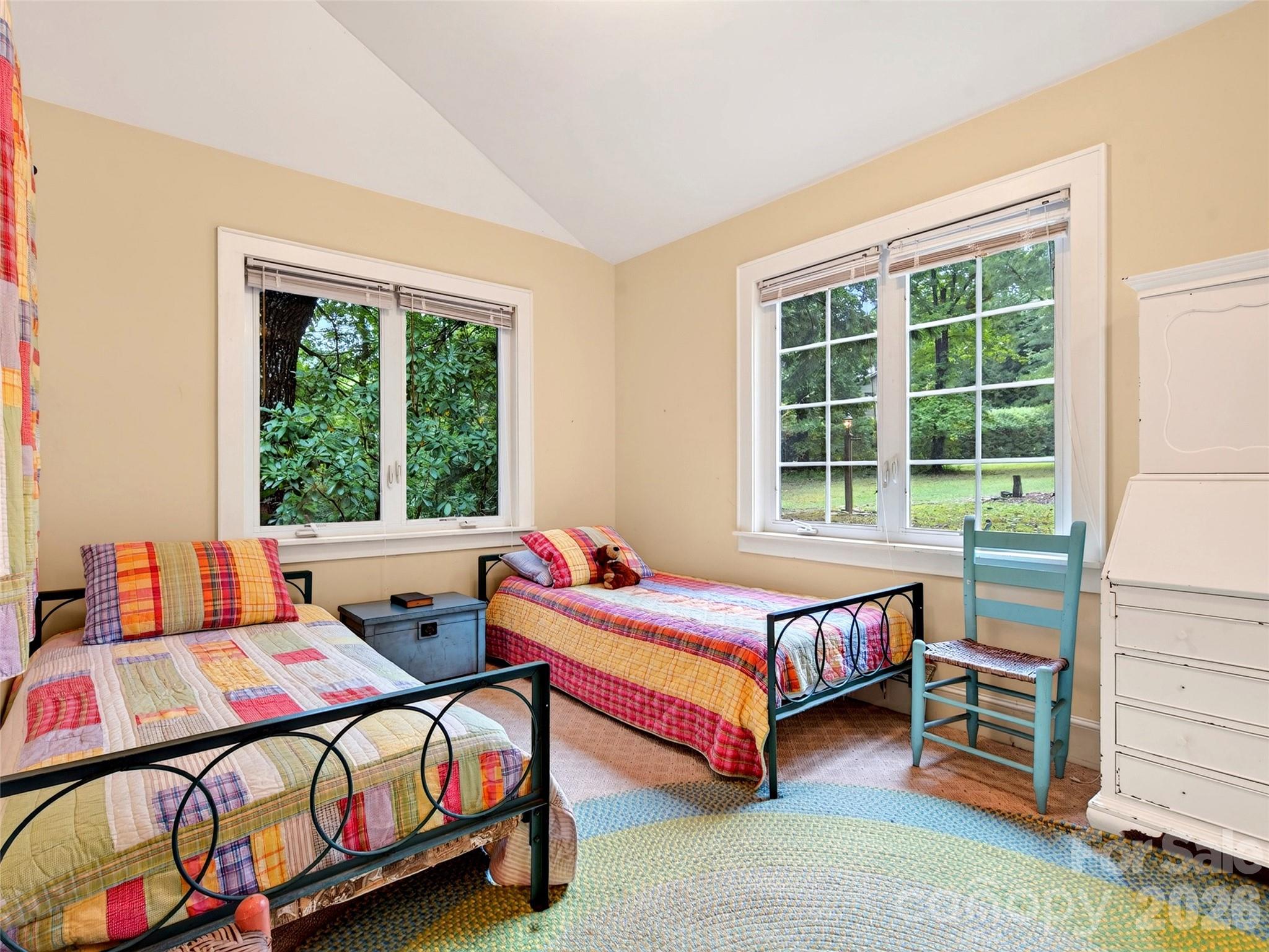 main property photo 27