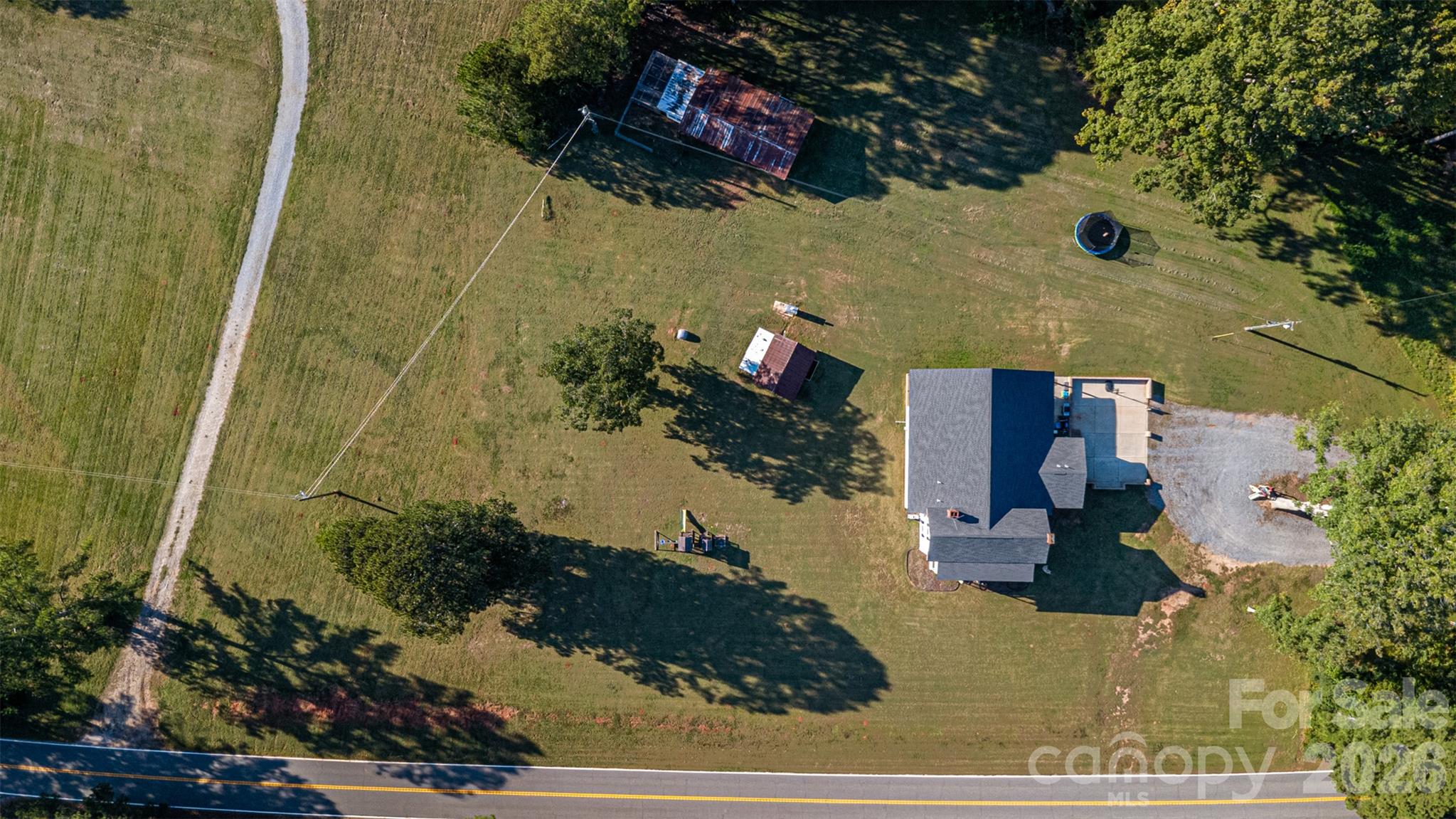 main property photo 41