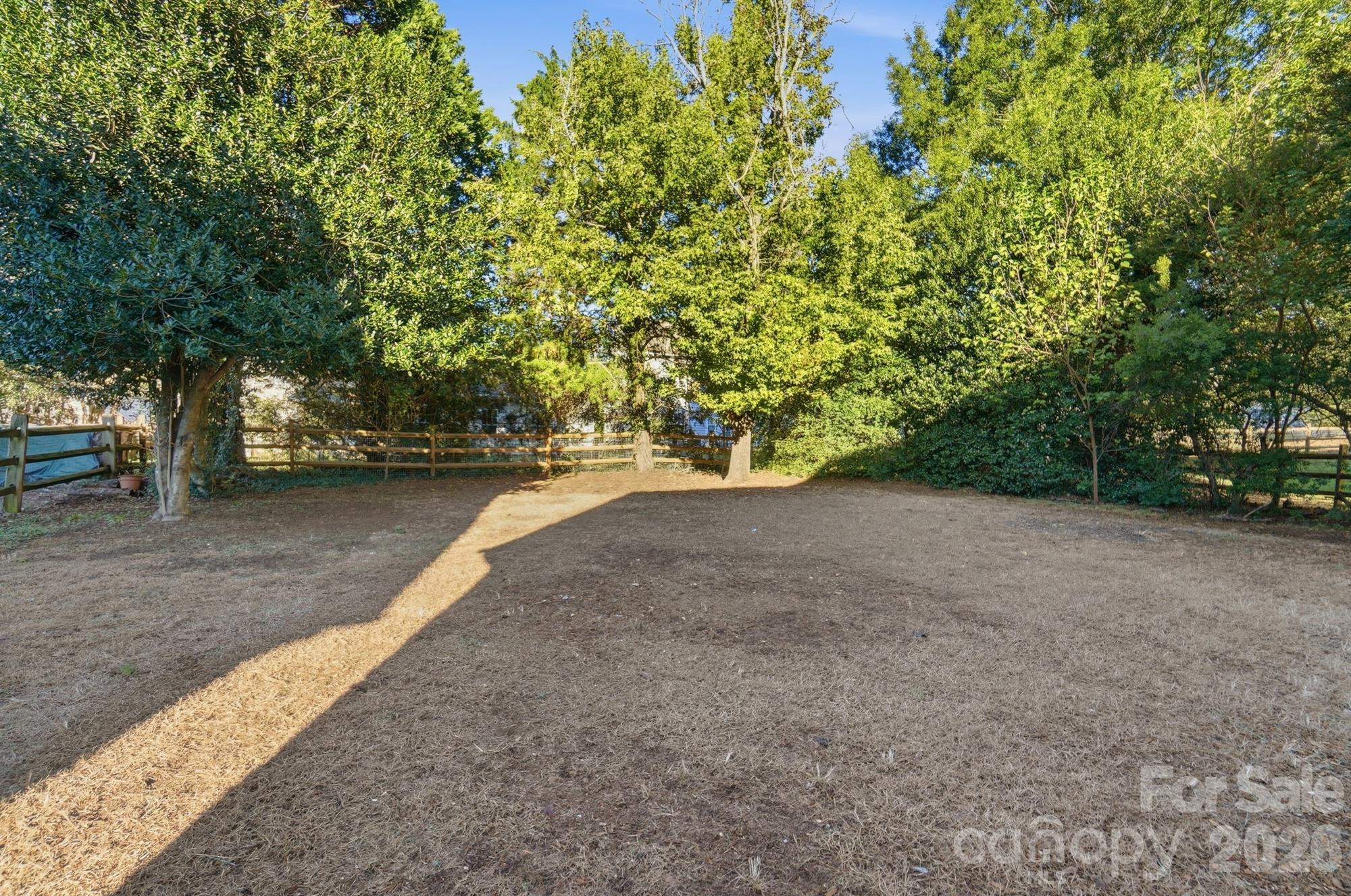 main property photo 35