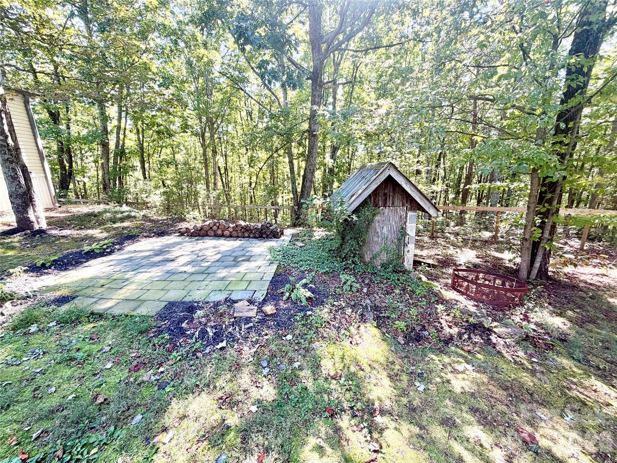 main property photo 26